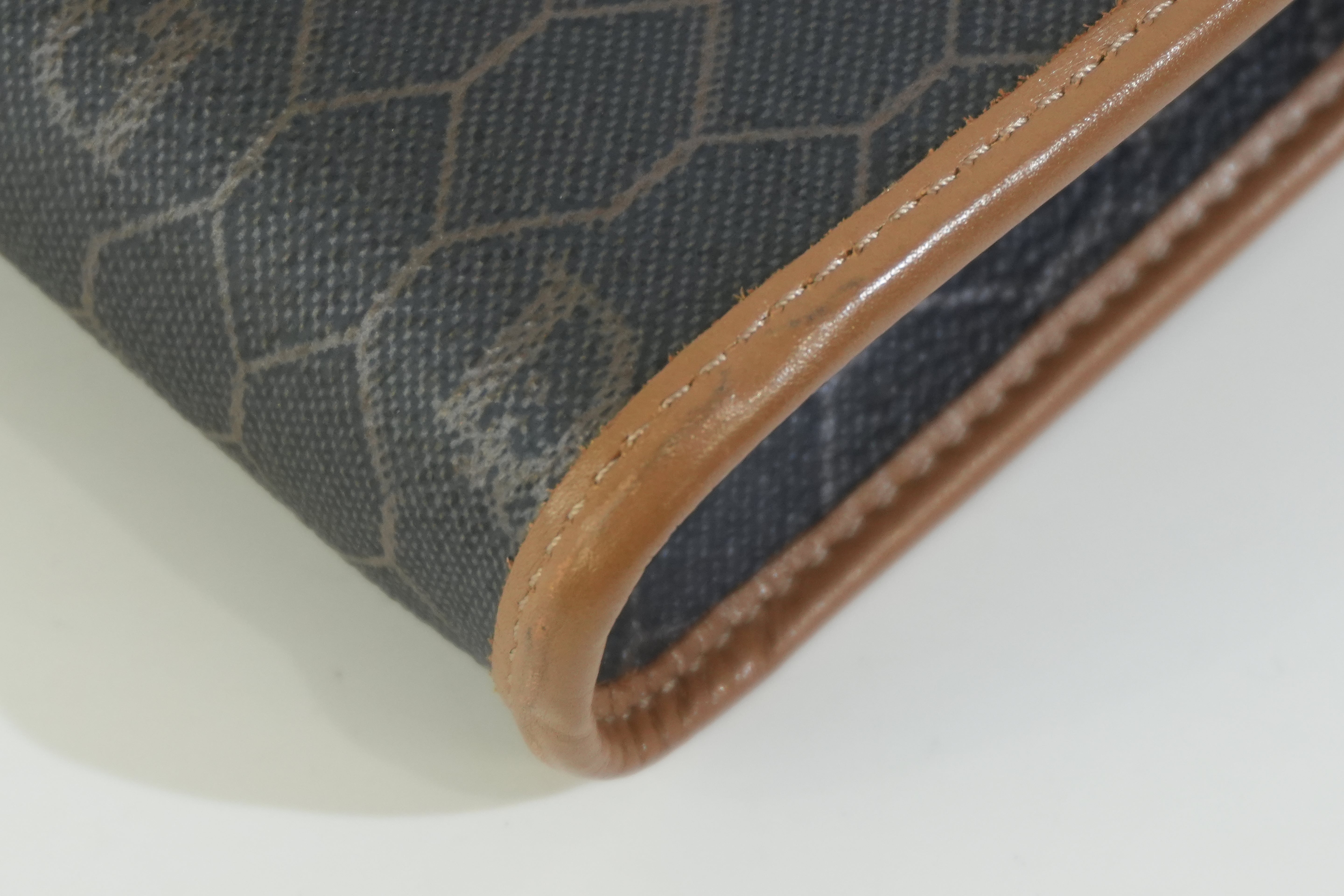 Pre-owned Dior Honeycomb Crossbody Bag Brown