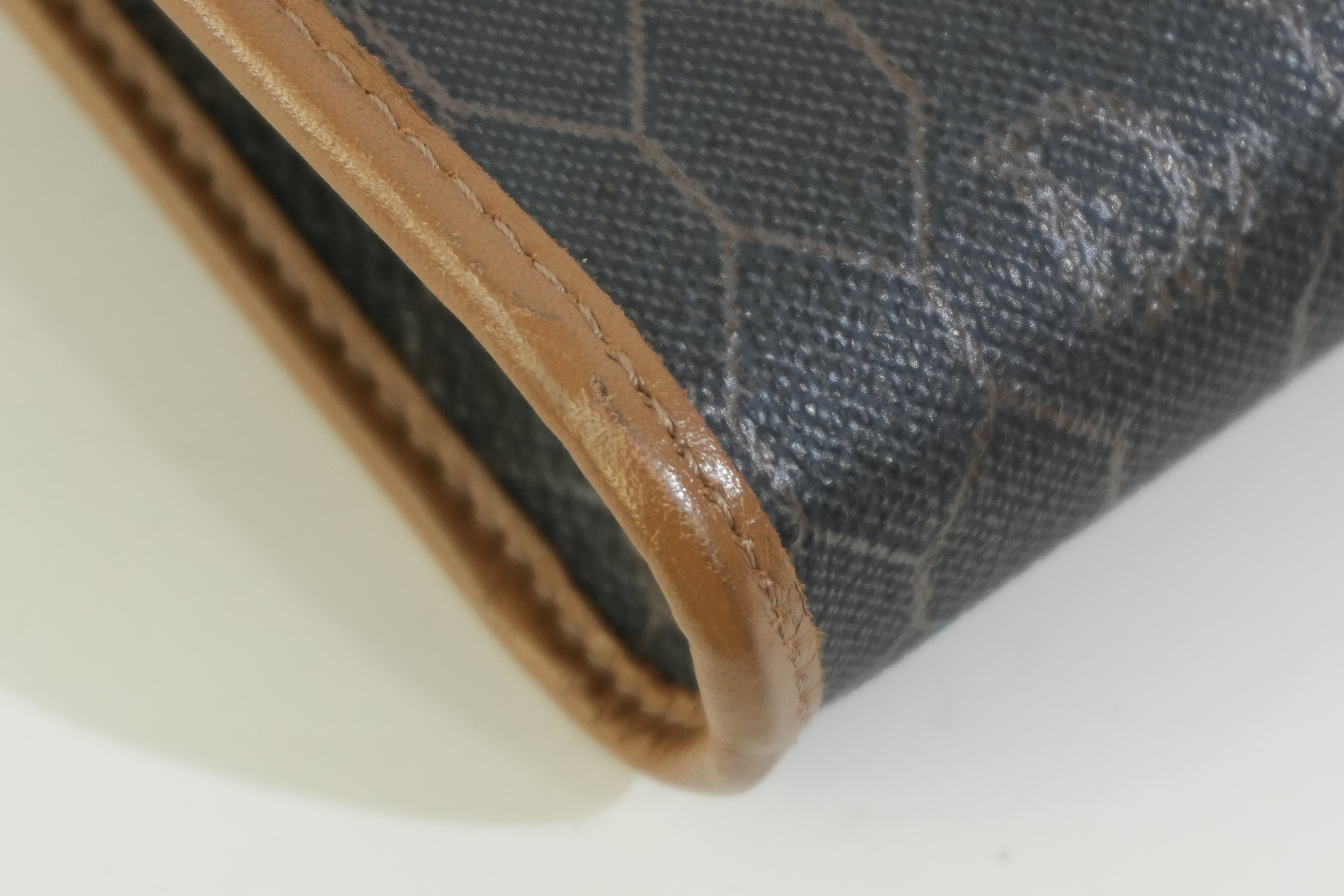 Pre-owned Dior Honeycomb Crossbody Bag Brown