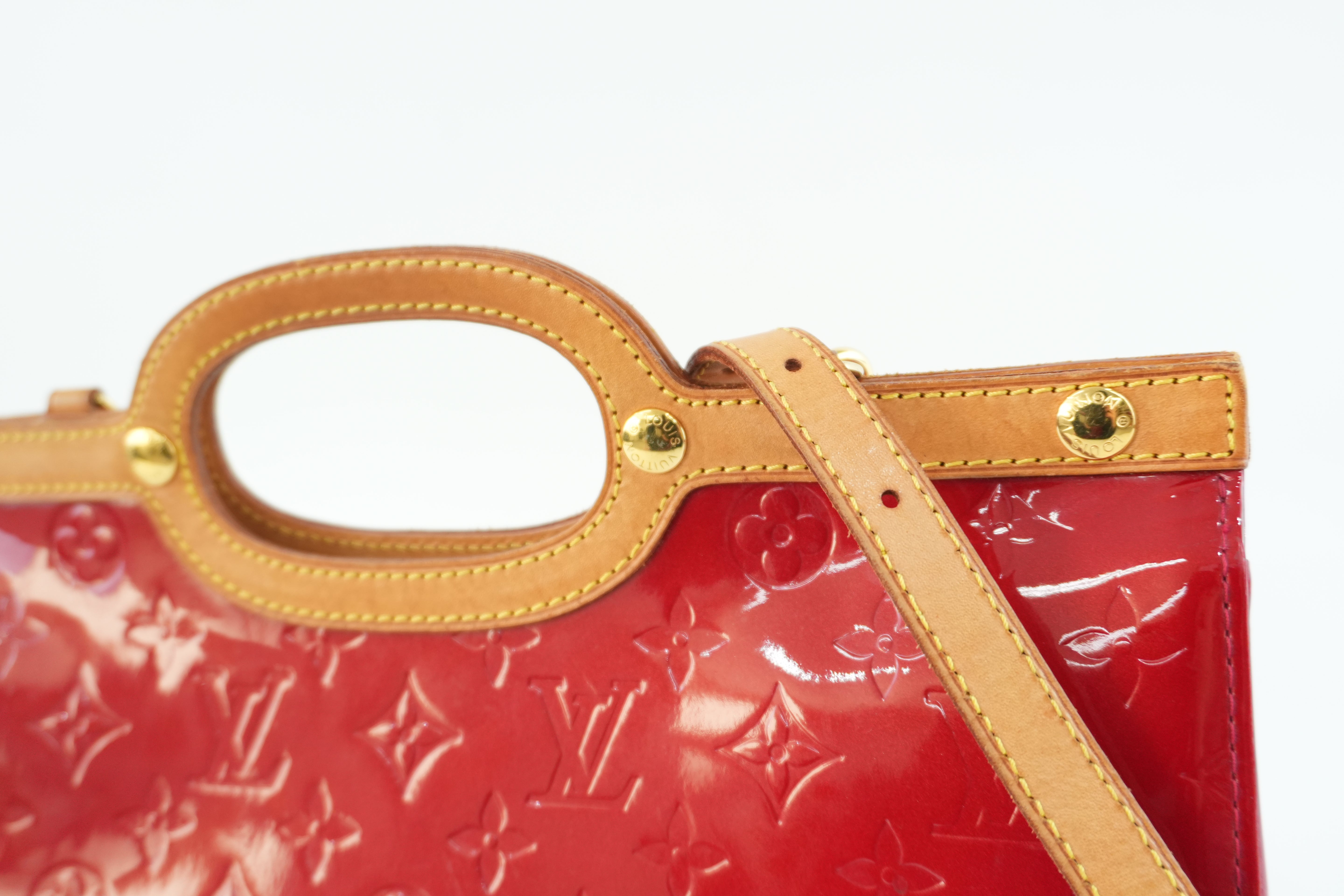 Louis Vuitton Vernis Roxbury Drive Red Used