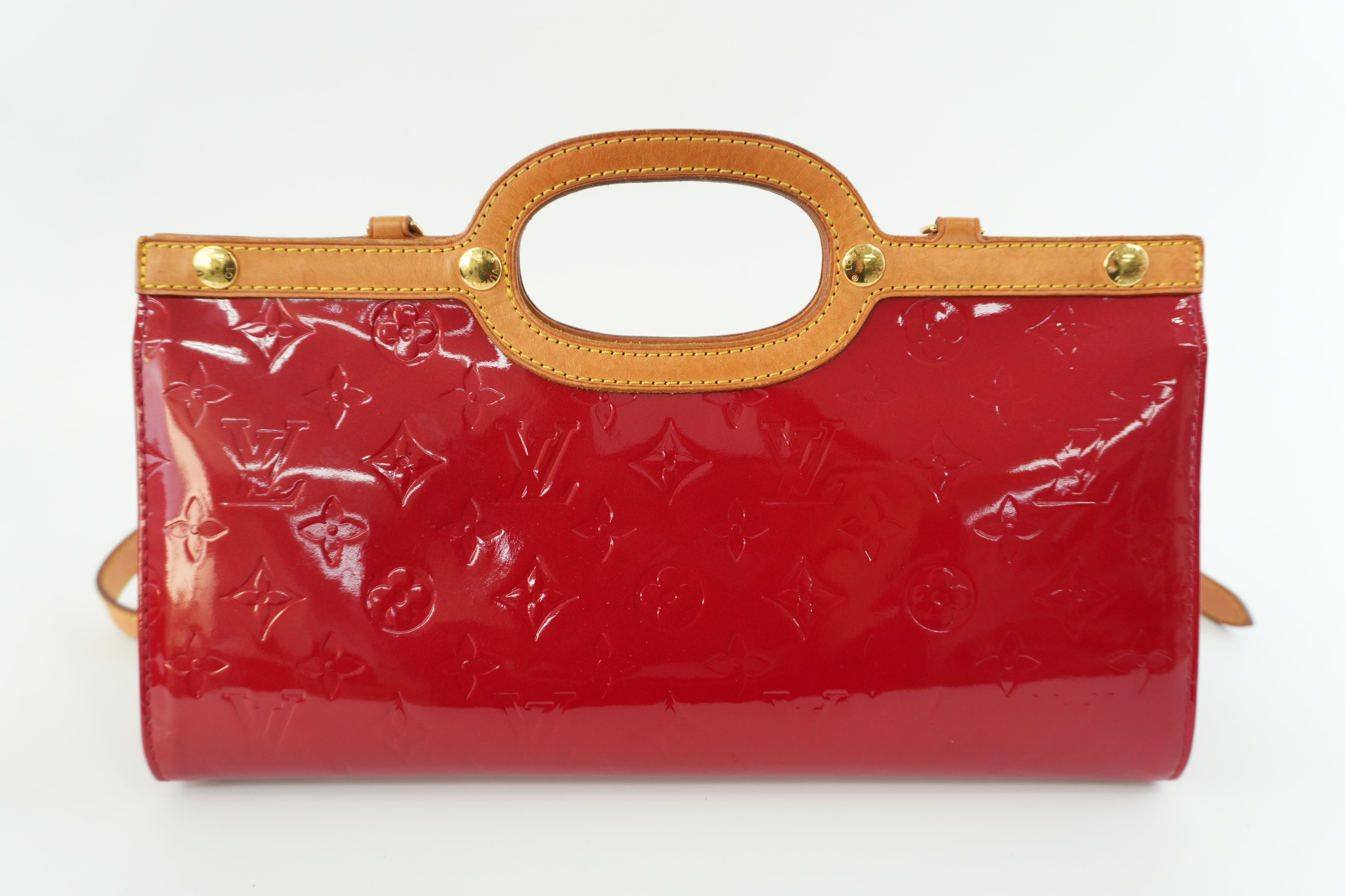 Louis Vuitton Vernis Roxbury Drive Red Used