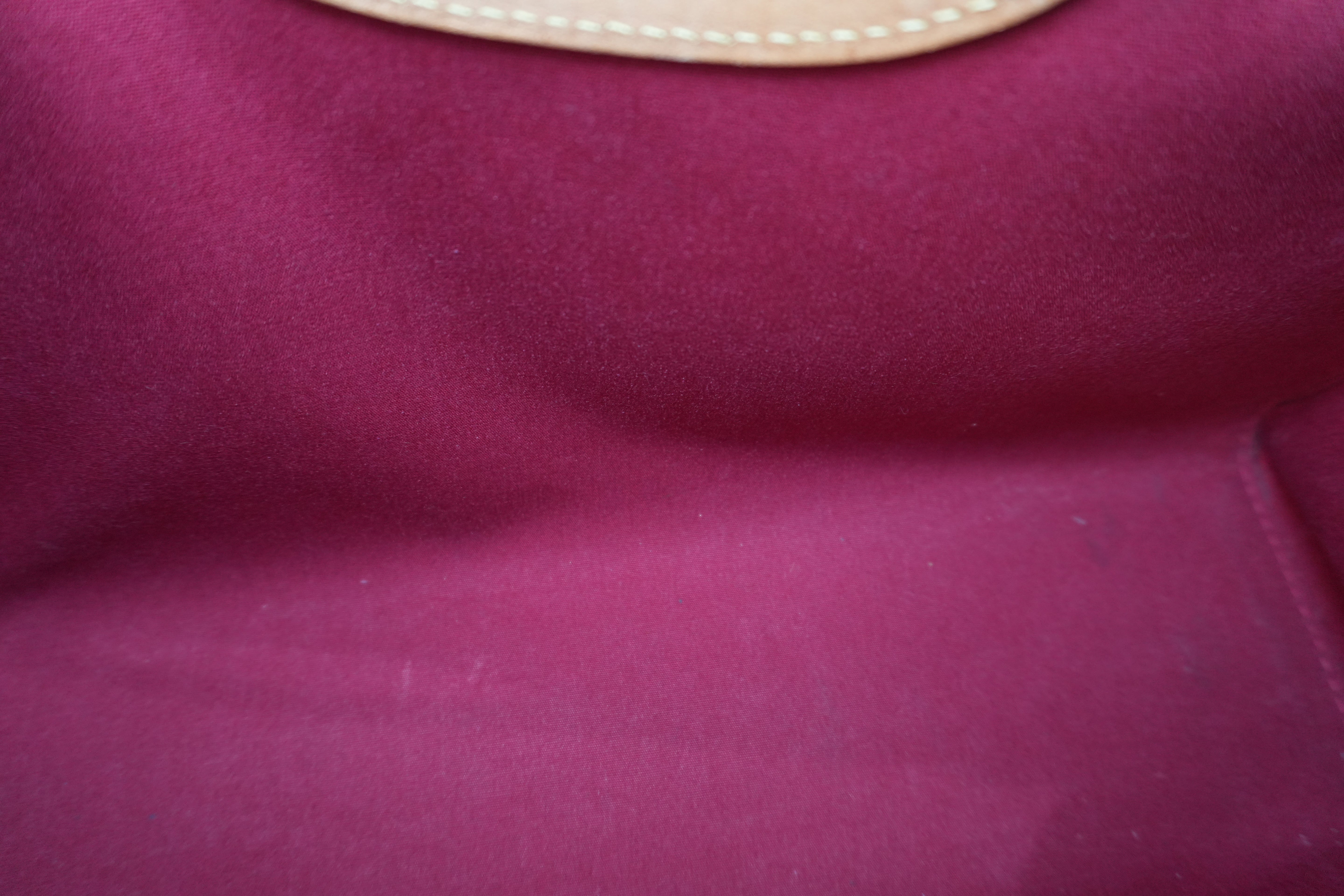 Louis Vuitton Vernis Roxbury Drive Red Used