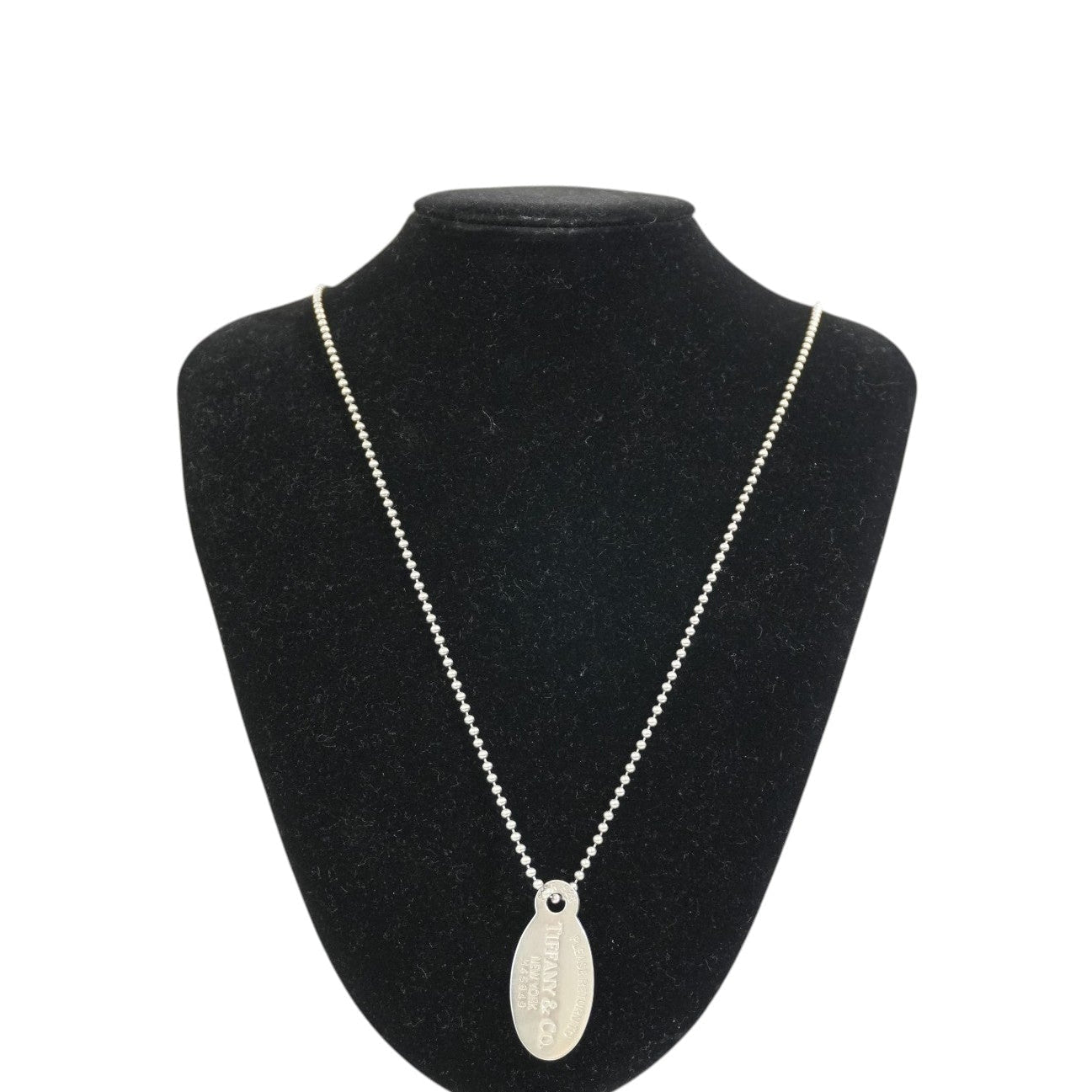 Pre-owned Tiffany & Co. Oval Tag Necklace Silver