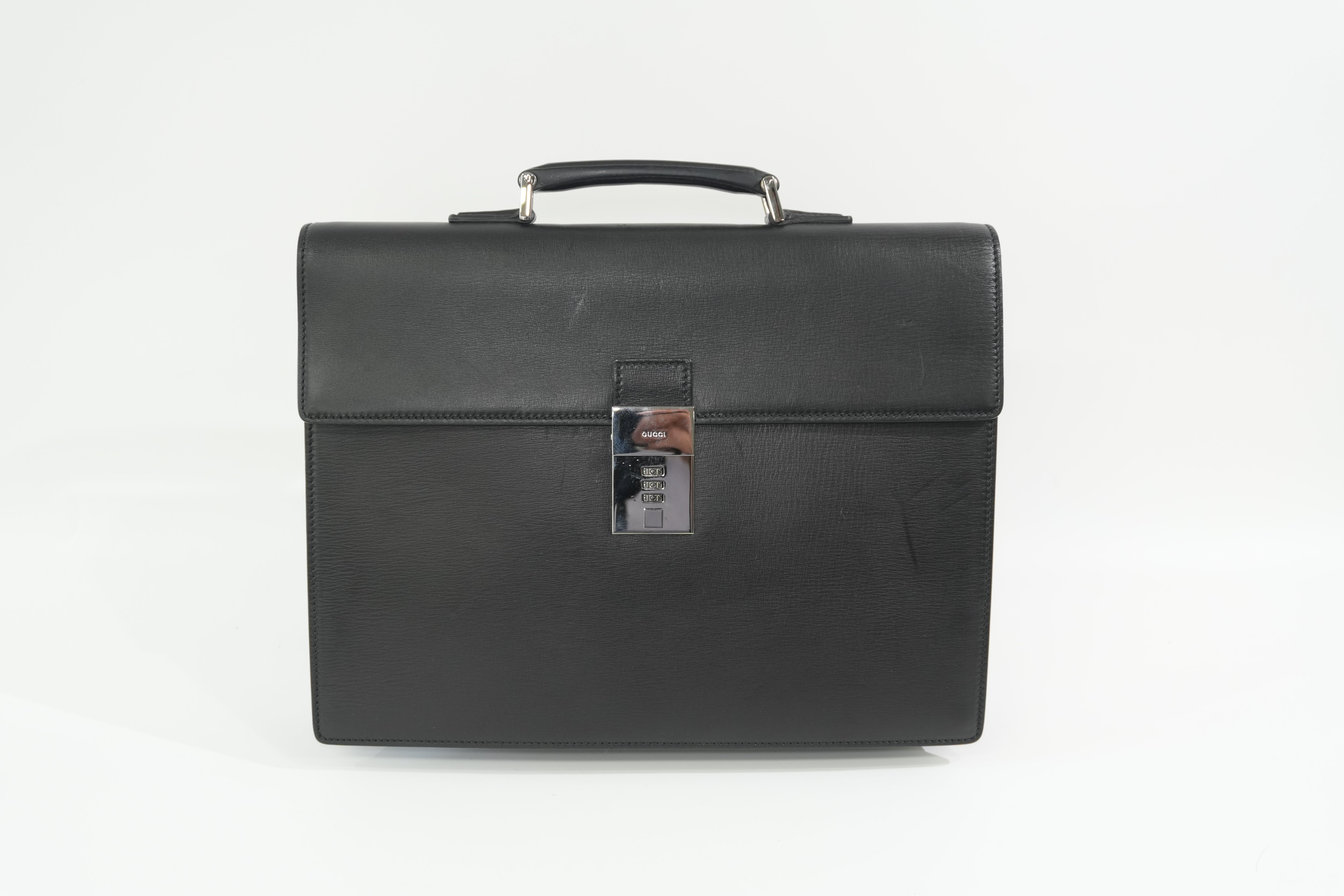 Pre-owned Gucci Combination Lock Briefcase Black