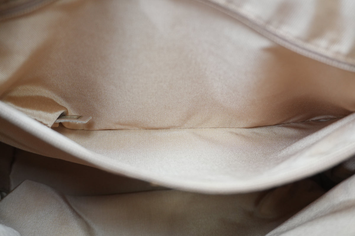 Pre-Owned Chanel Wild Stitch Handbag Beige