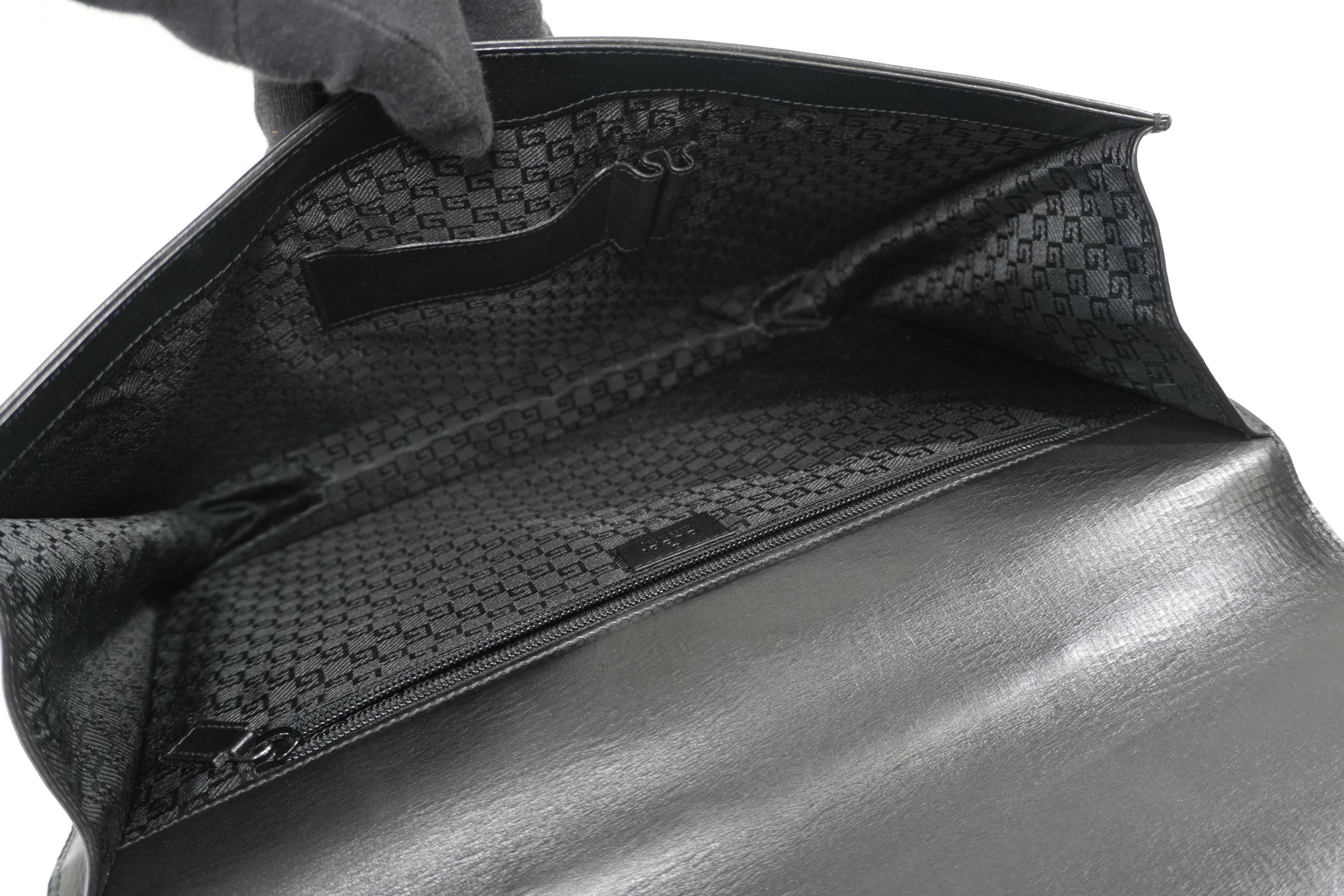 Pre-owned Gucci Combination Lock Briefcase Black