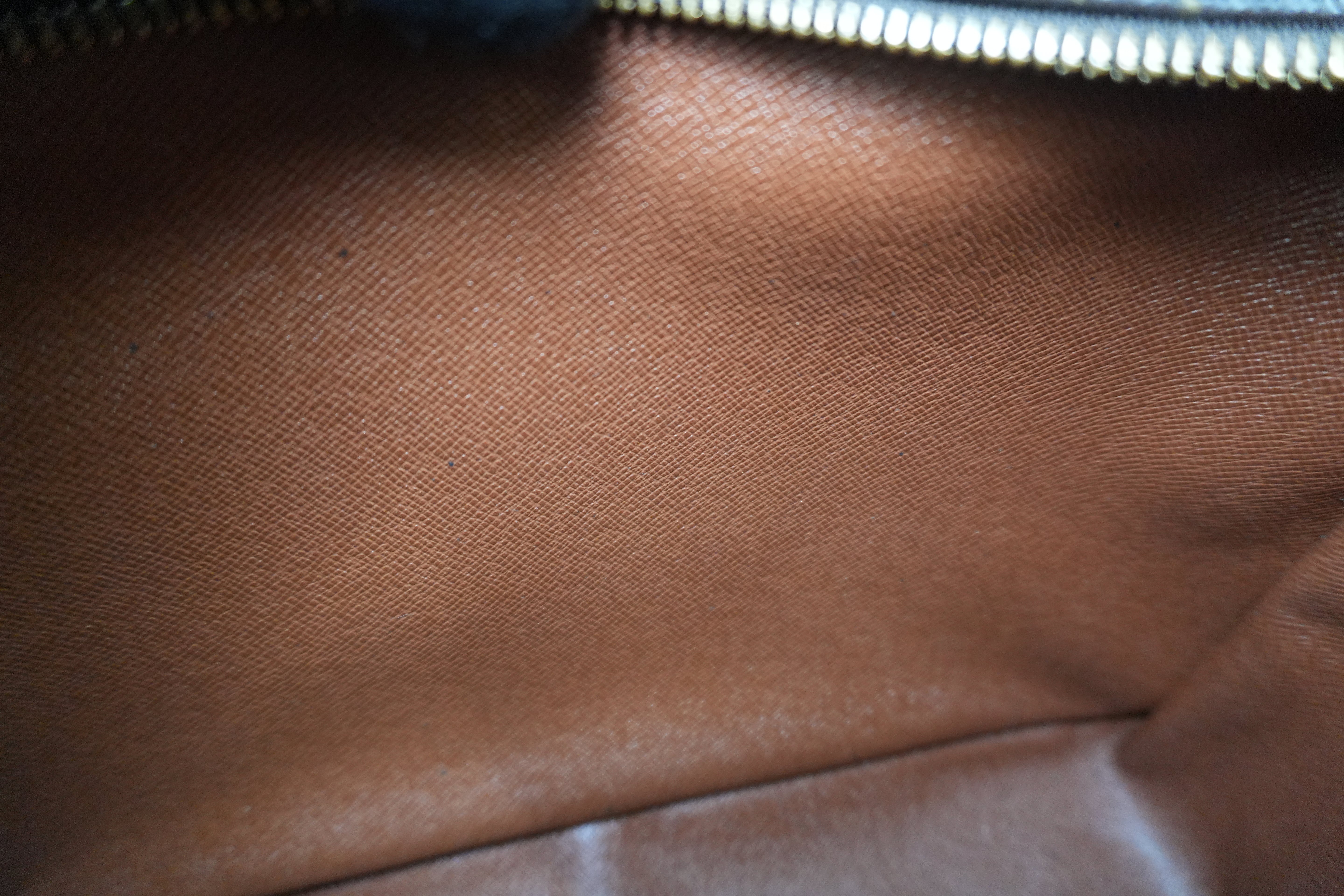 Louis Vuitton Trocadero Shoulder Bag Used