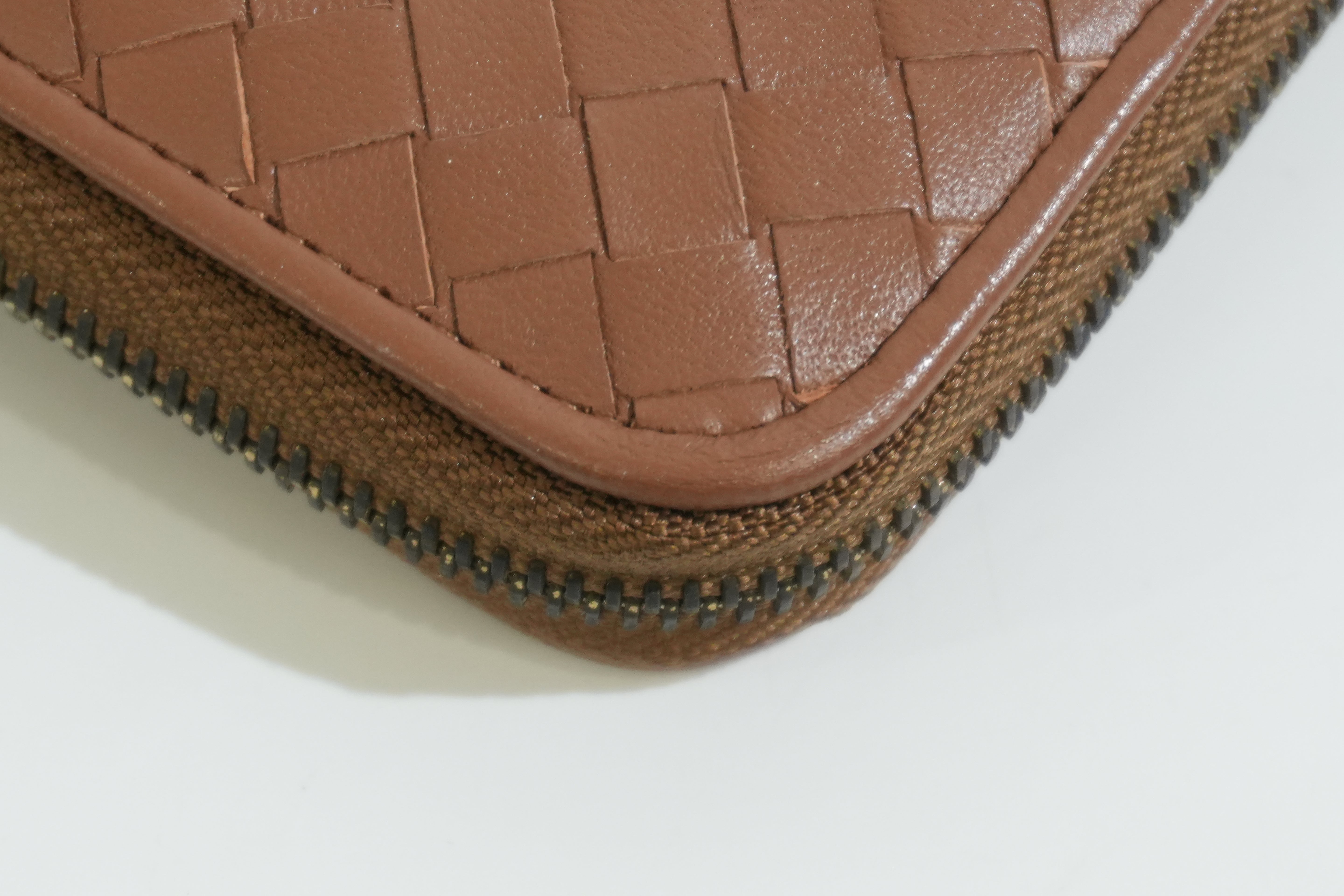 Pre-owned Bottega Intercciato Zippy Long Wallet Brown