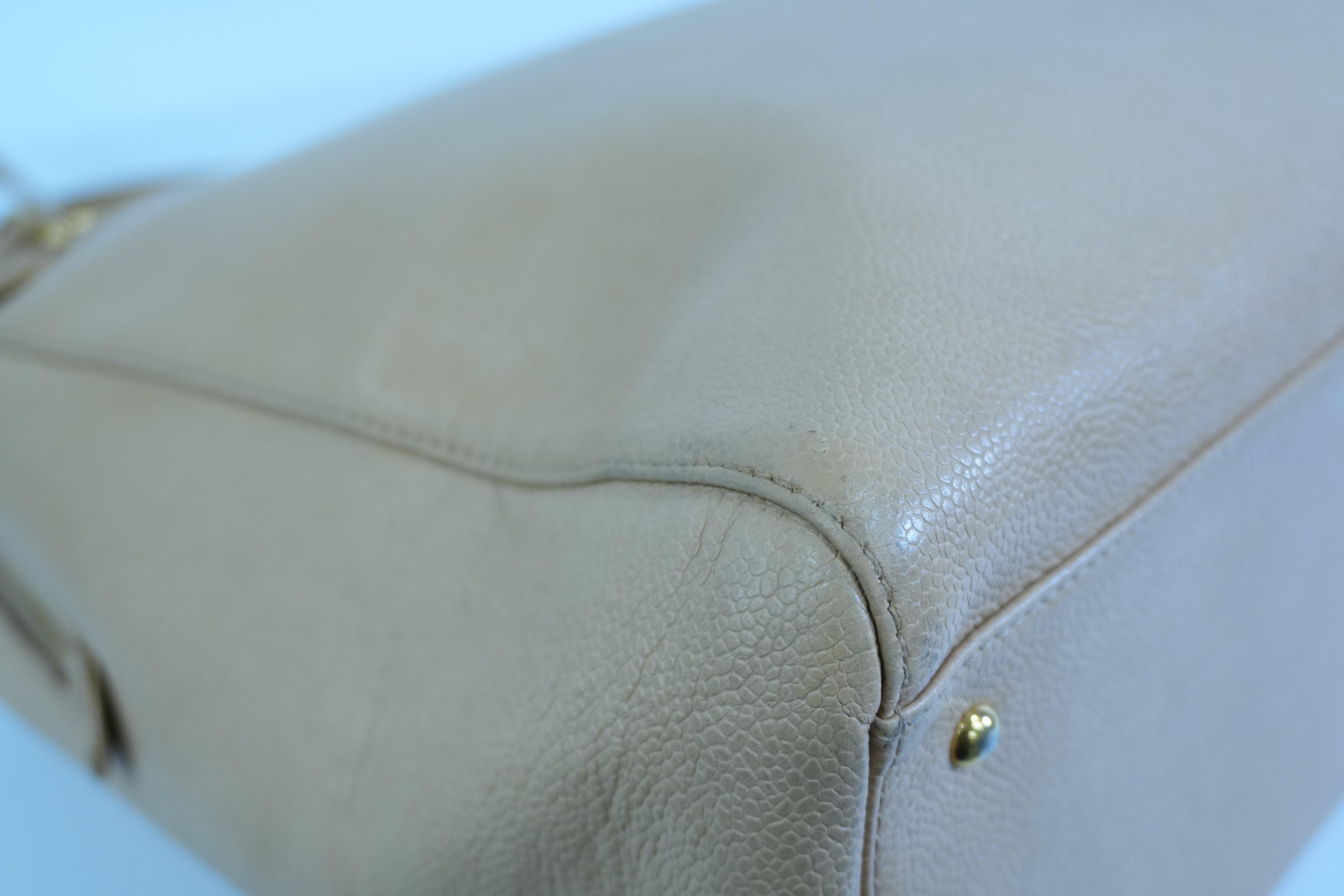 Pre-loved Chanel Caviar Skin Matelasse Coco Mark Tote Bag Beige