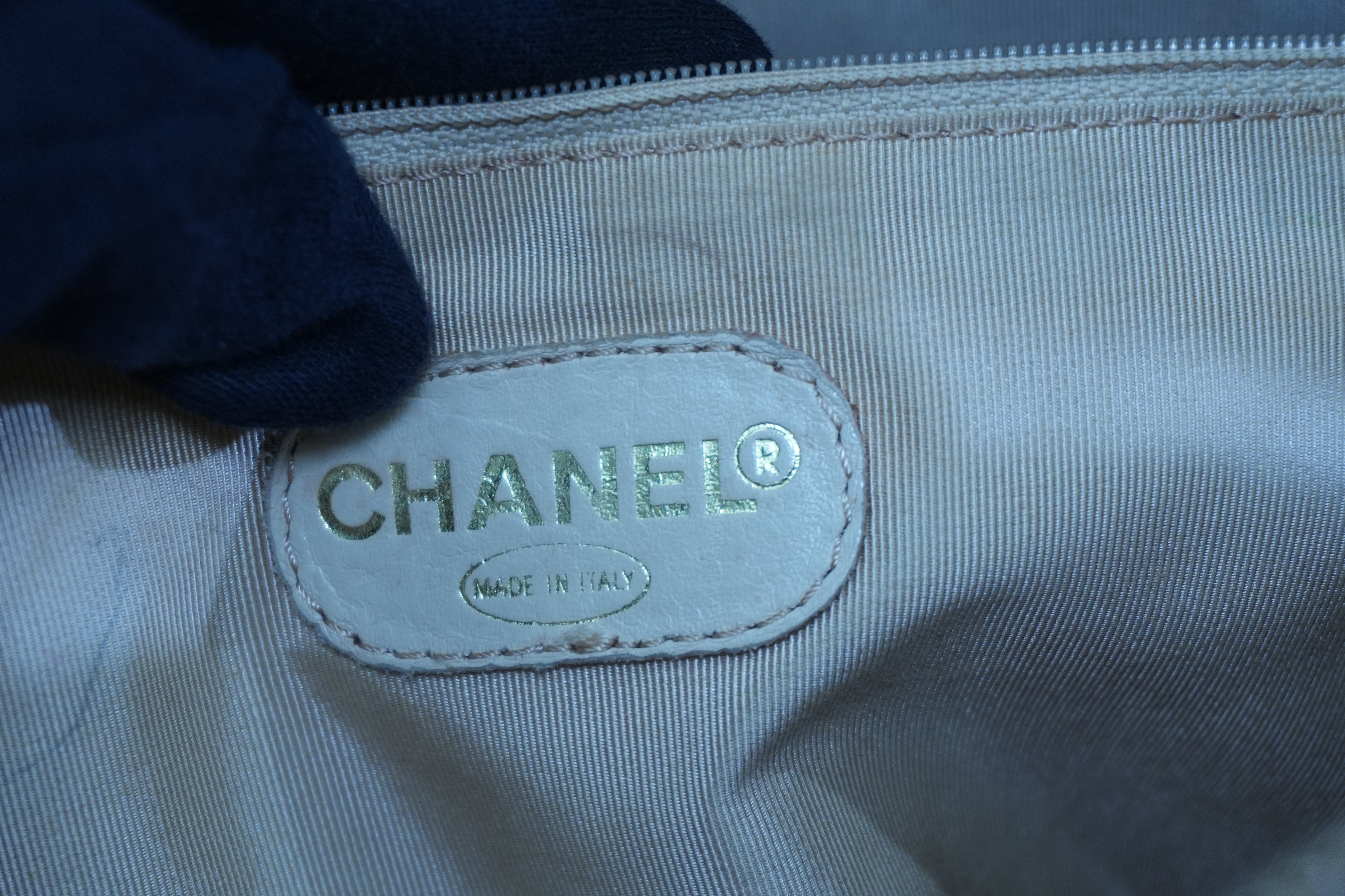 Pre-loved Chanel Caviar Skin Matelasse Coco Mark Tote Bag Beige