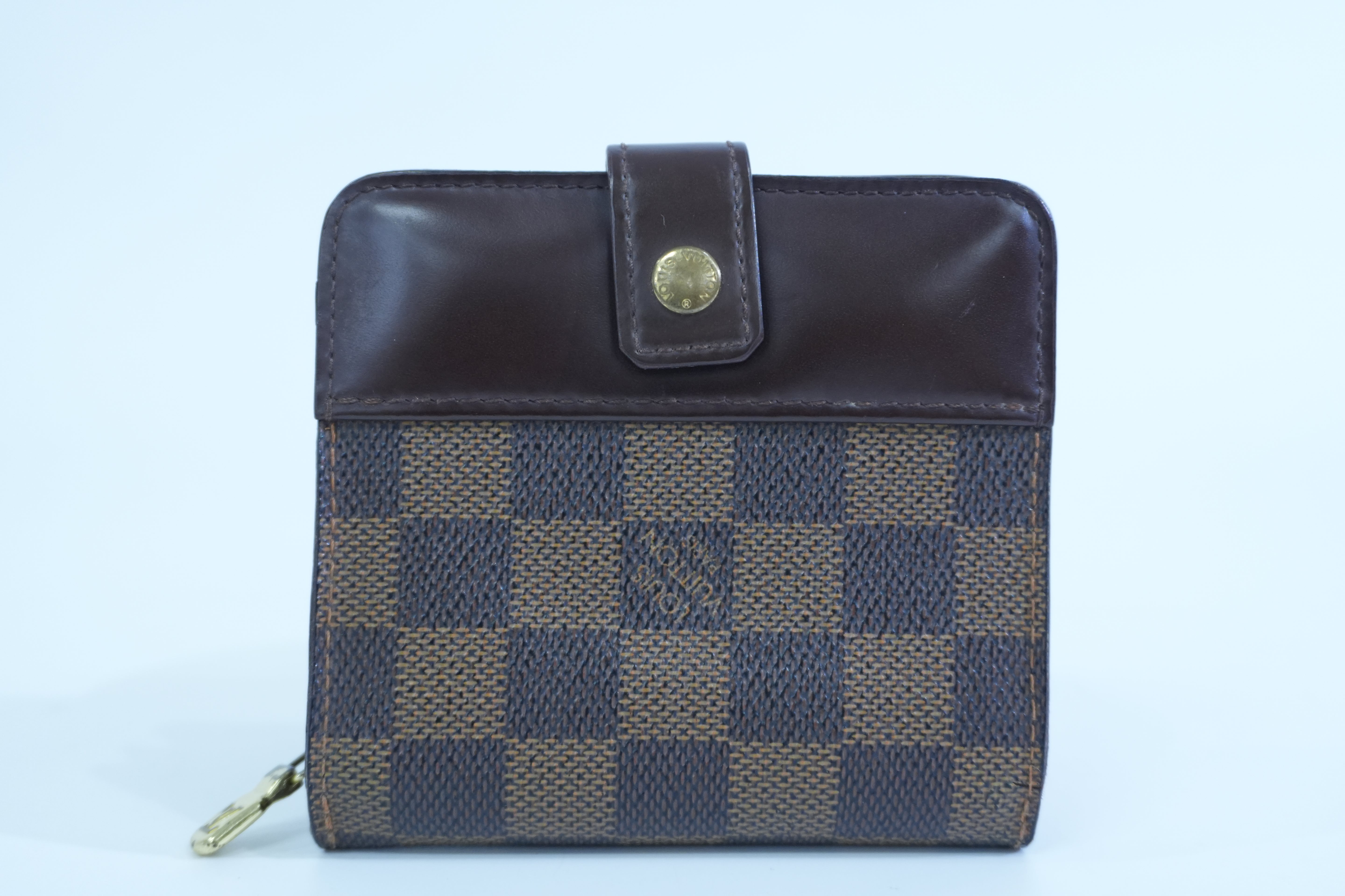 Pre-owned Louis Vuitton Damier Ebene Compact Wallet