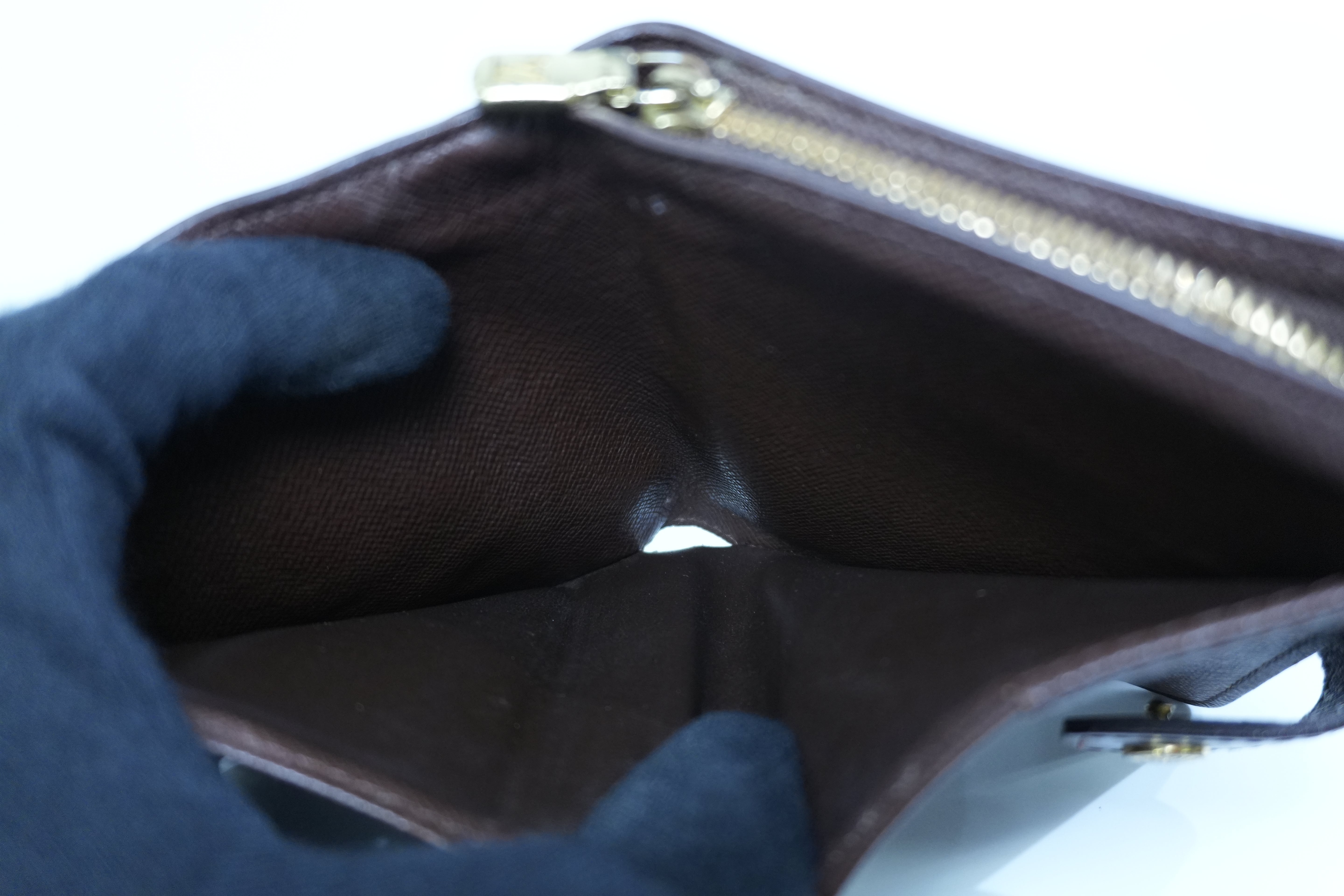 Pre-owned Louis Vuitton Damier Ebene Compact Wallet