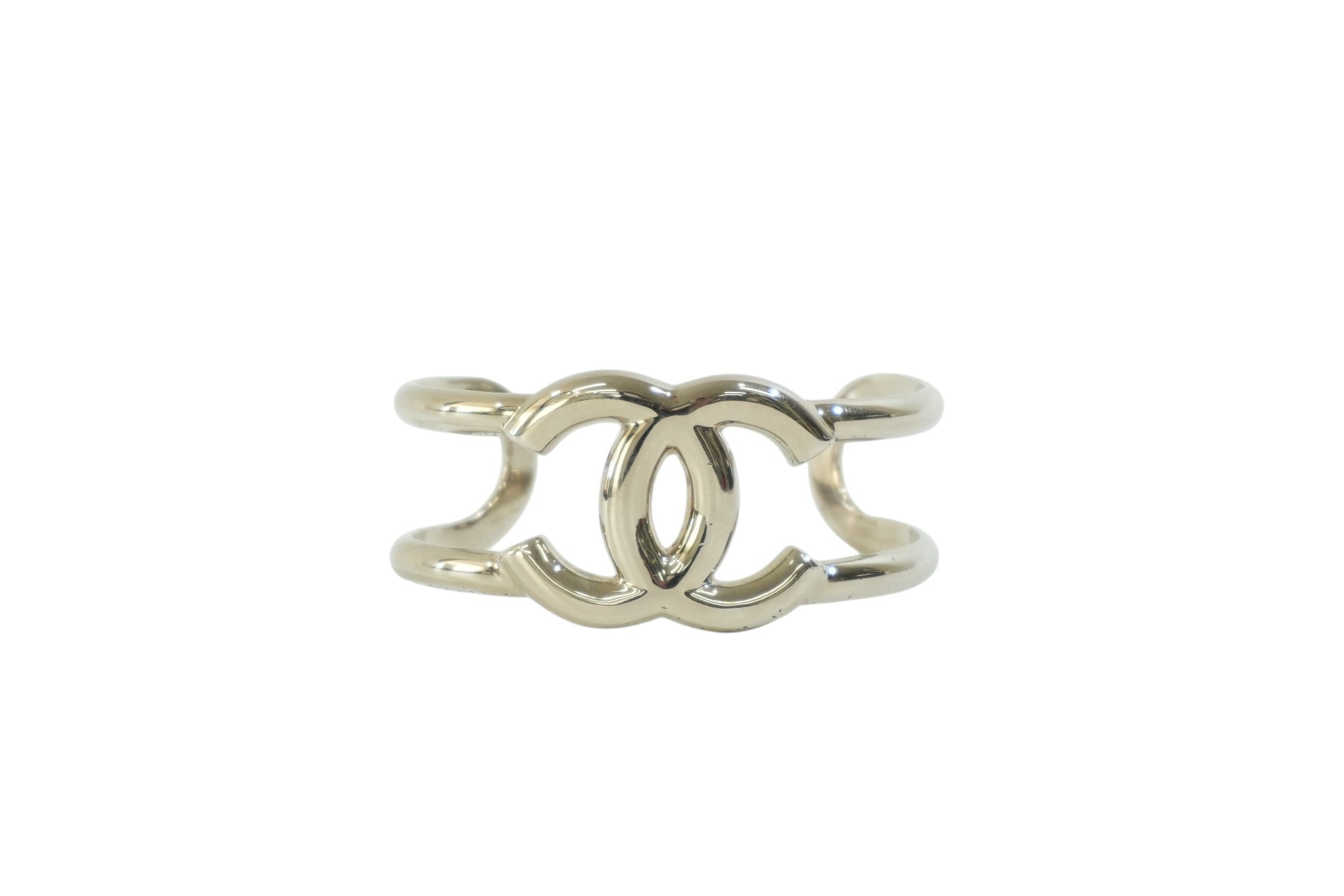 Pre-owned Chanel Bangle Silver tone