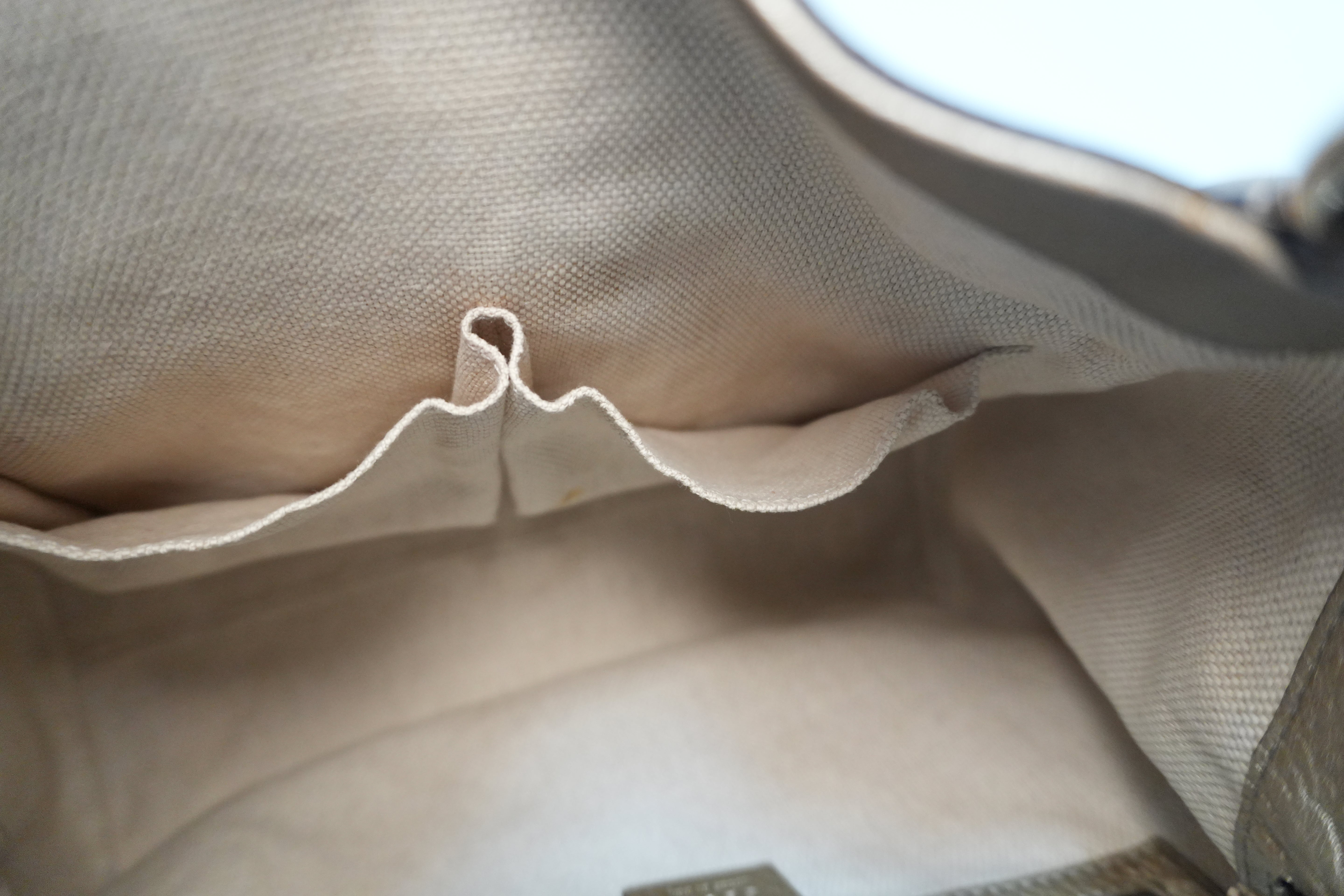 グッチ ソーホー メタリック 2way ショルダーバッグ シルバー 中古