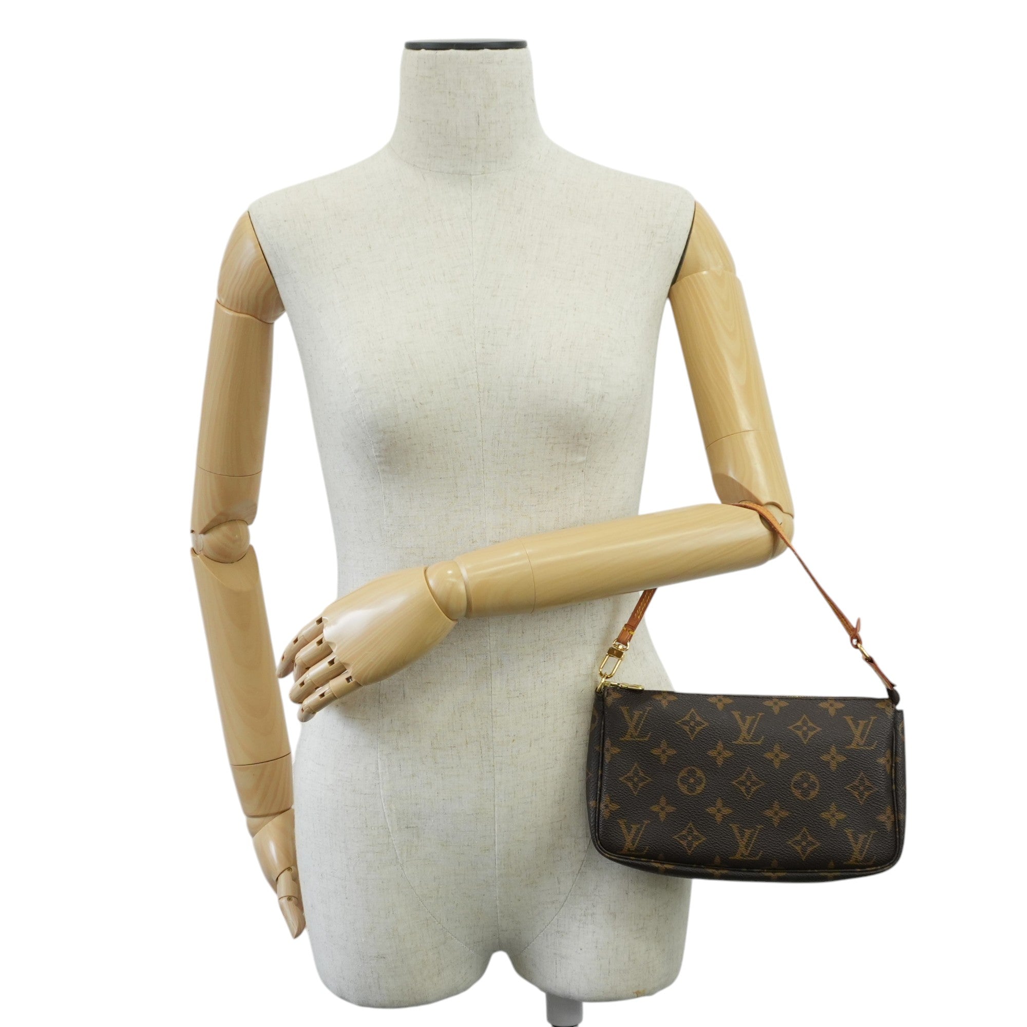 Louis Vuitton Monogram Pochette Accessories Used