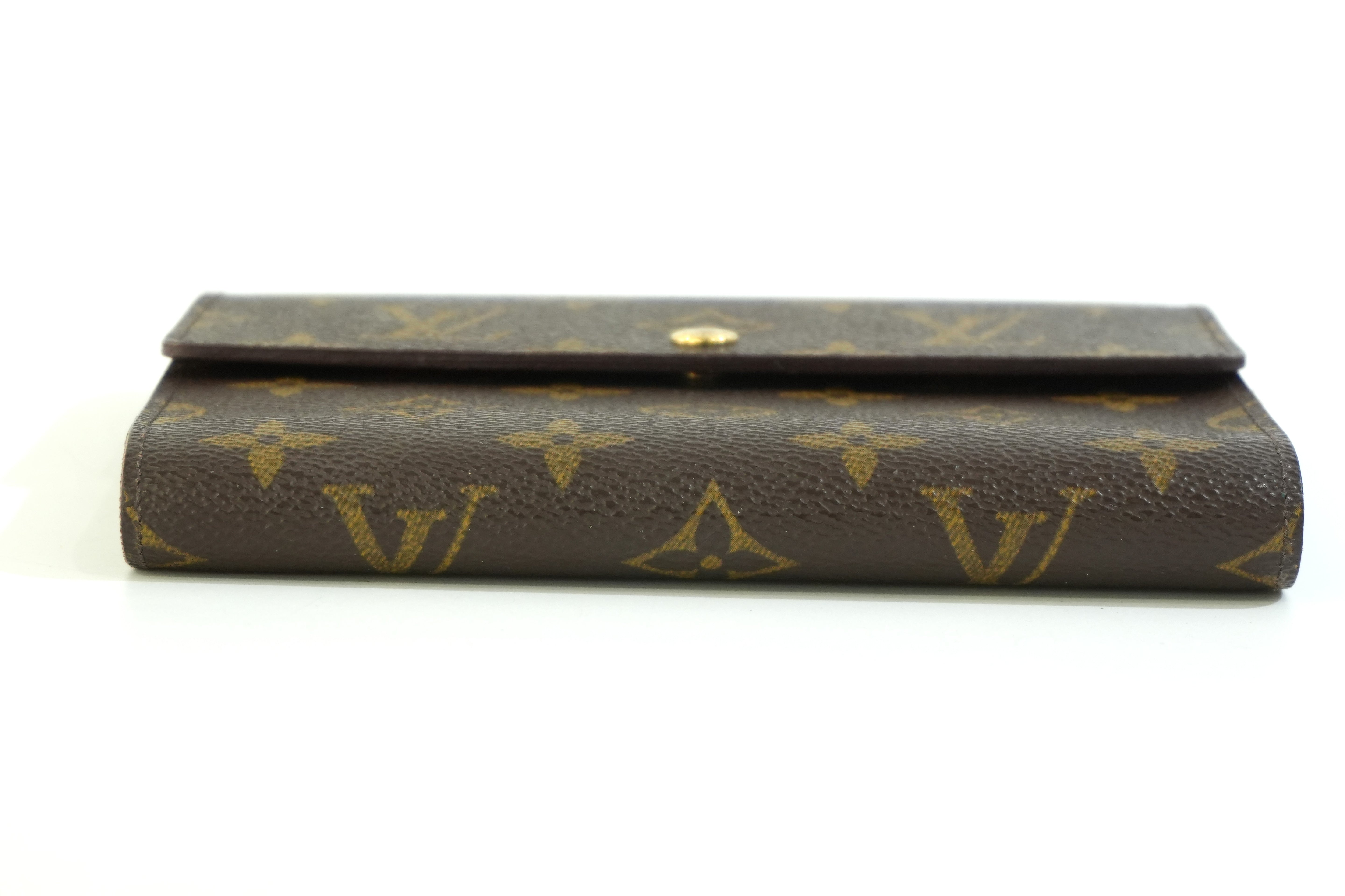 Pre-owned Louis Vuitton Monogram Short Wallet