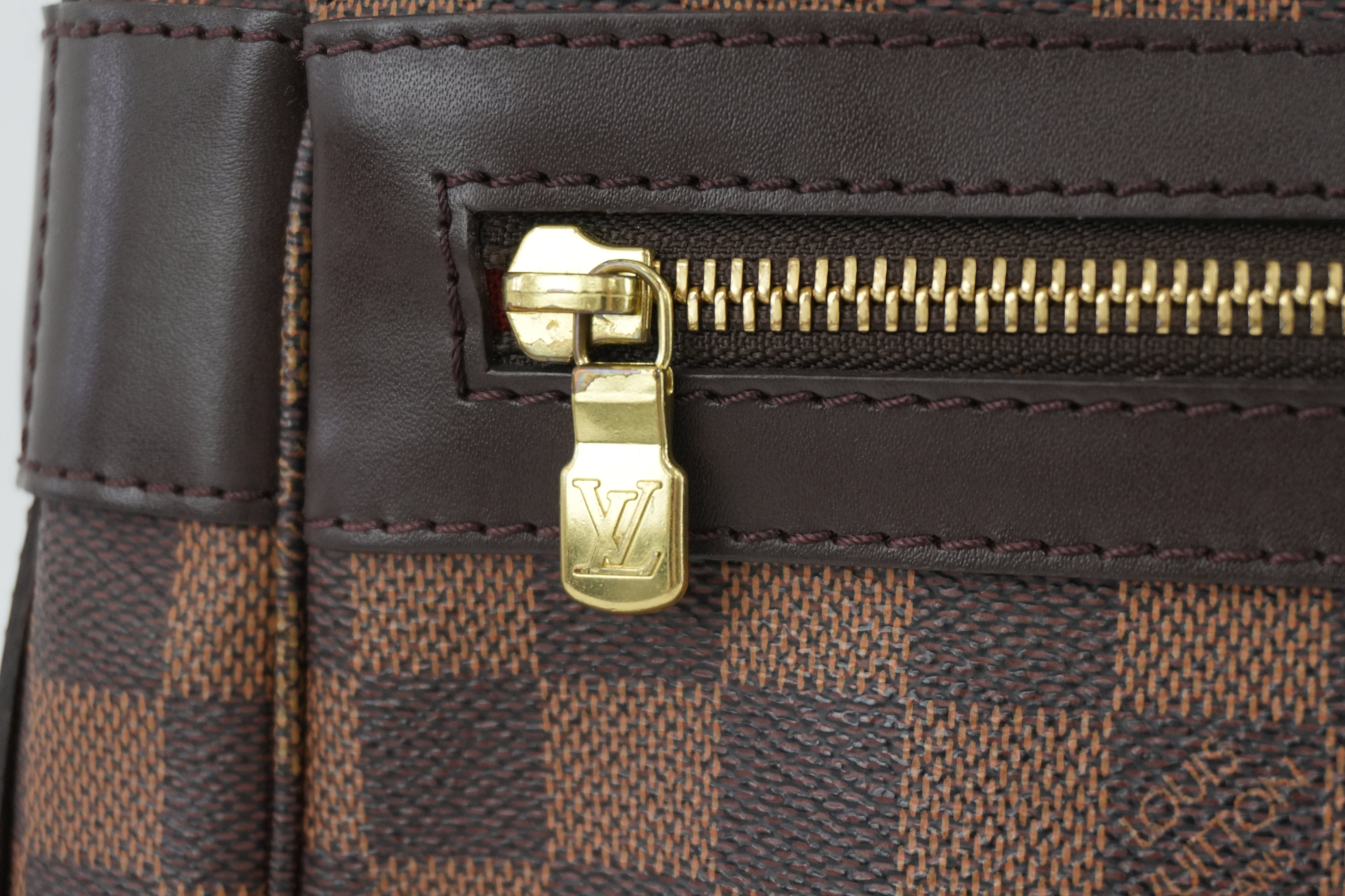 Louis Vuitton Damier Ebene Bastille Messenger Bag Used