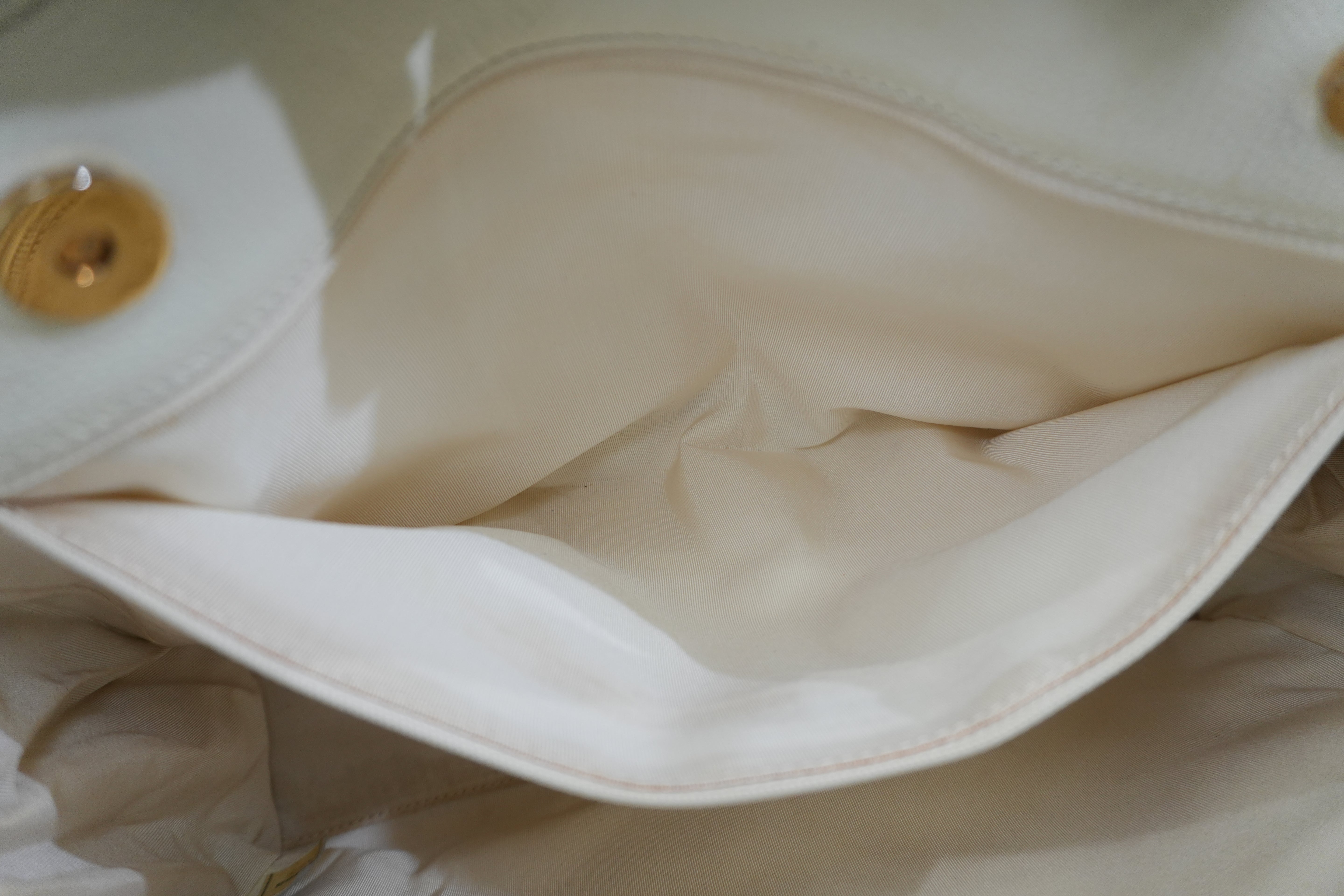 Pre-owned Chanel Caviar Skin Tote Bag White