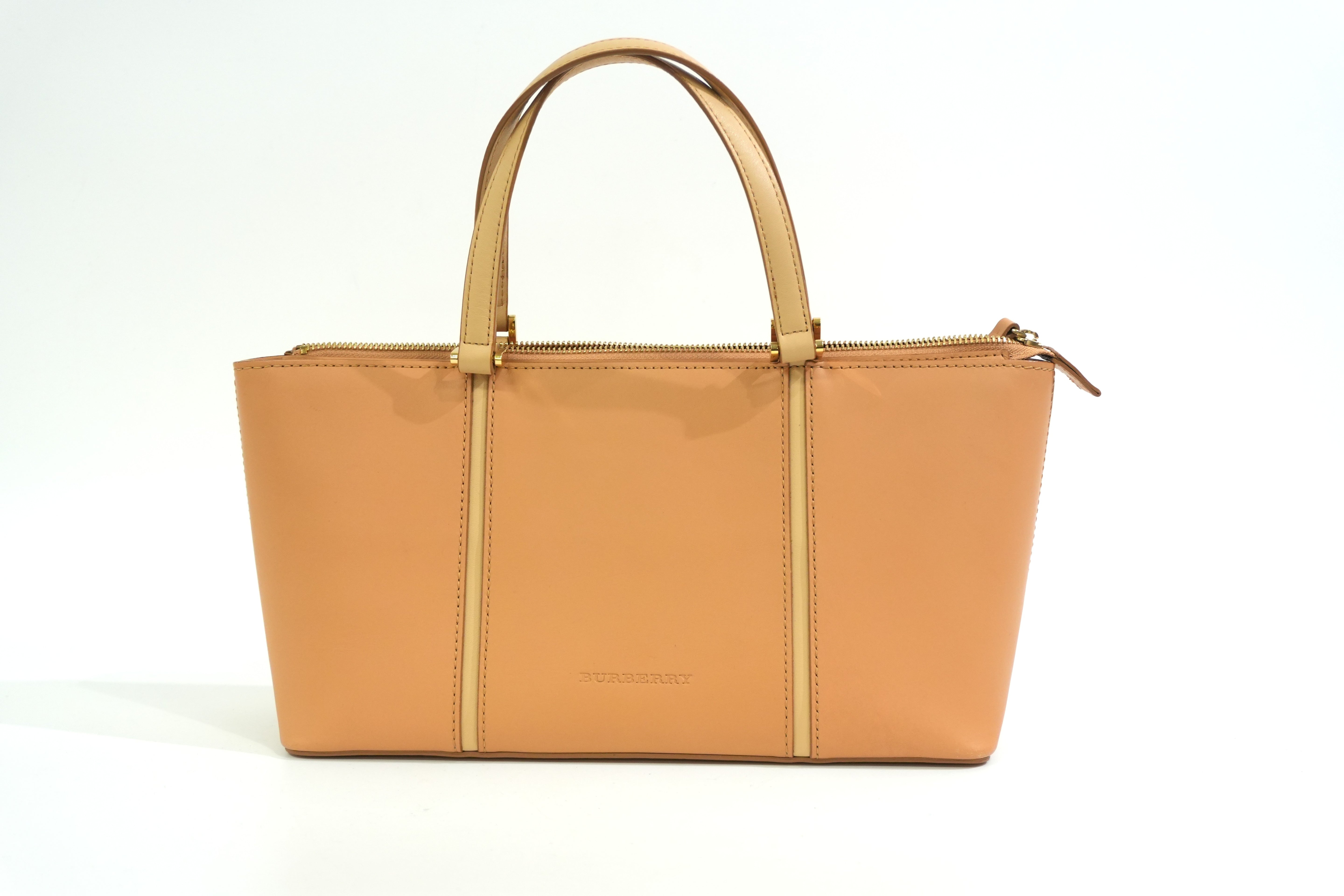 Pre-owned Burberry Handbag Beige Gold