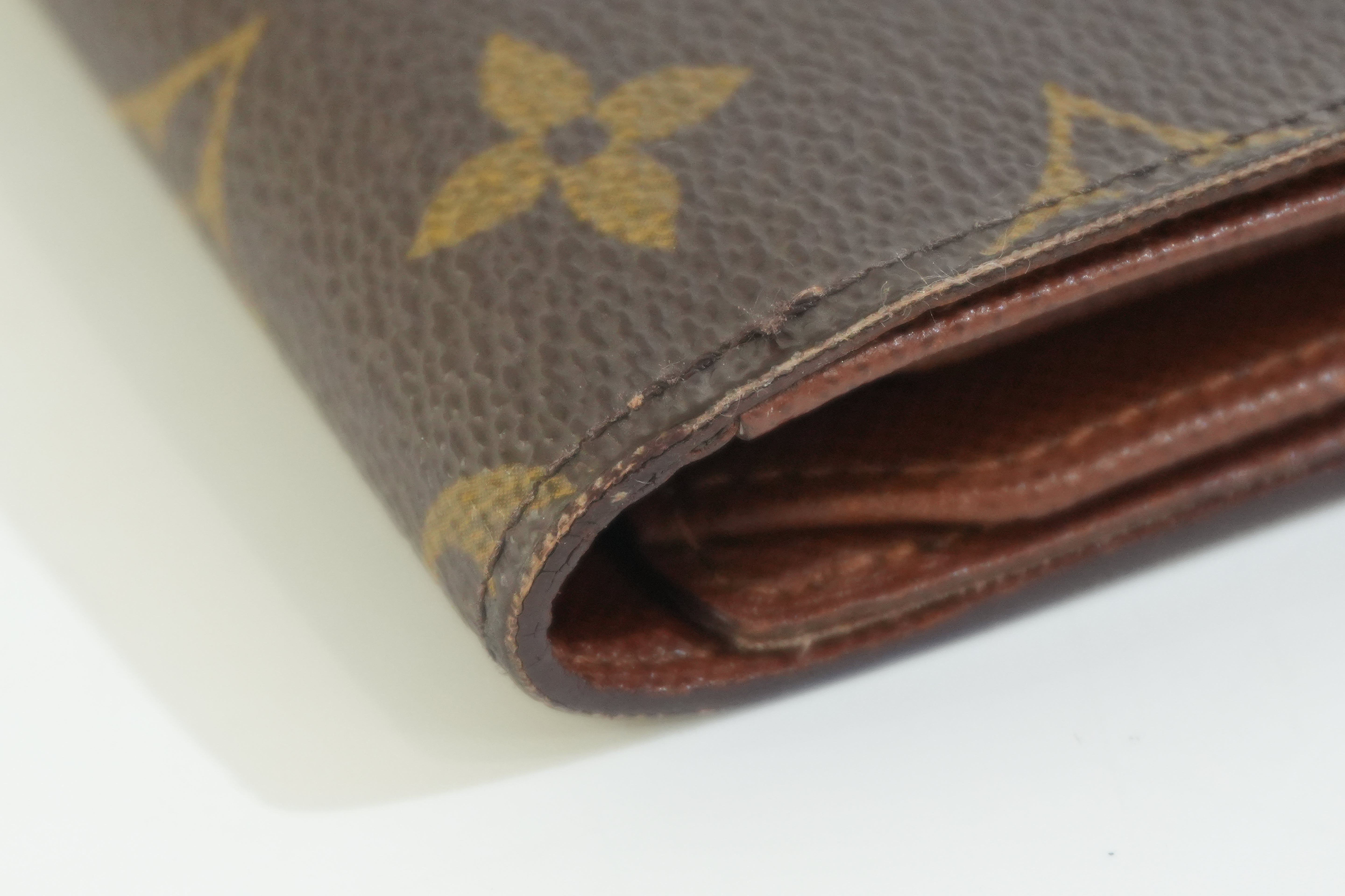 Pre-owned Louis Vuitton Monogram Short Wallet