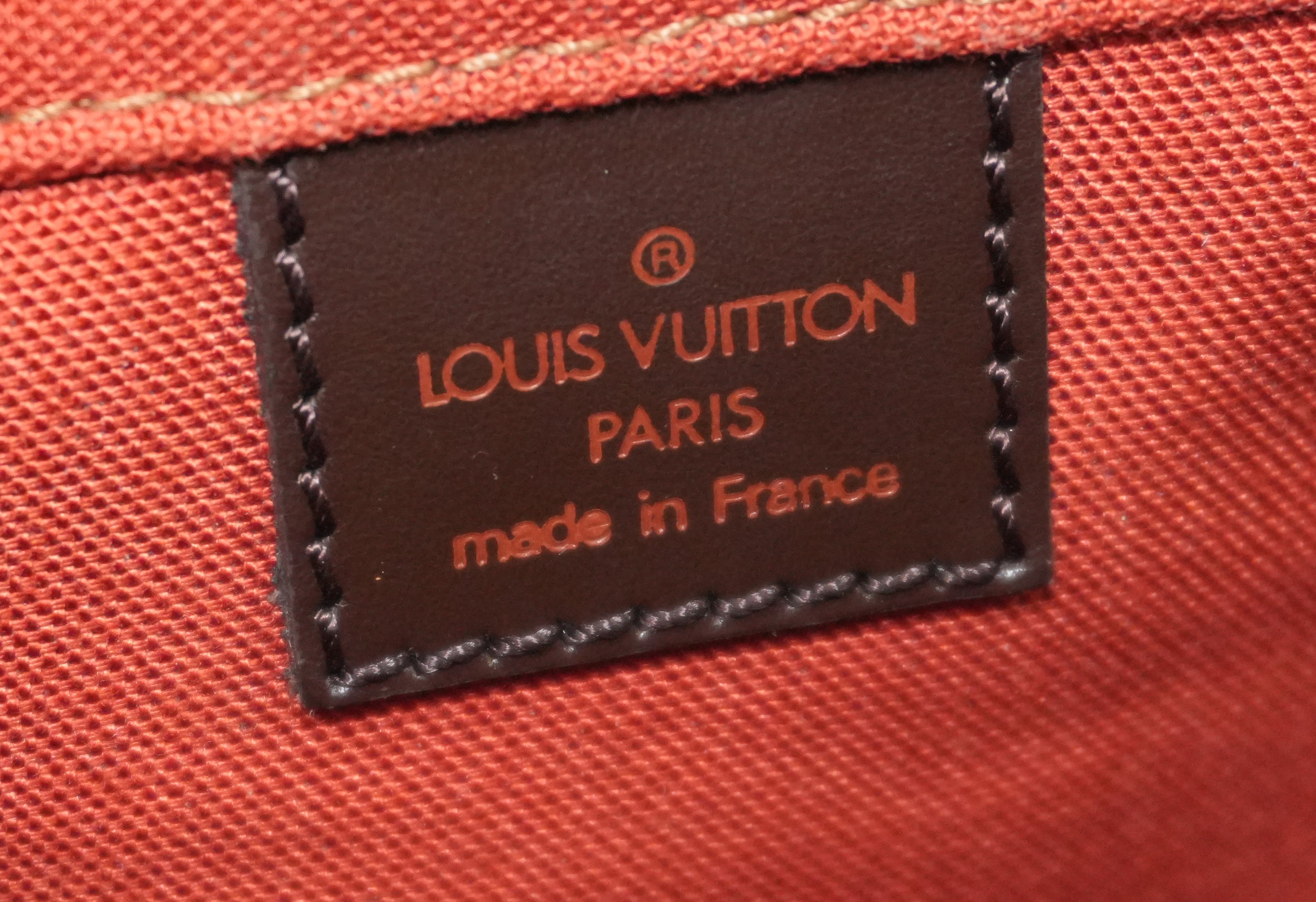 Louis Vuitton Damier Ebene Bastille Messenger Bag Used