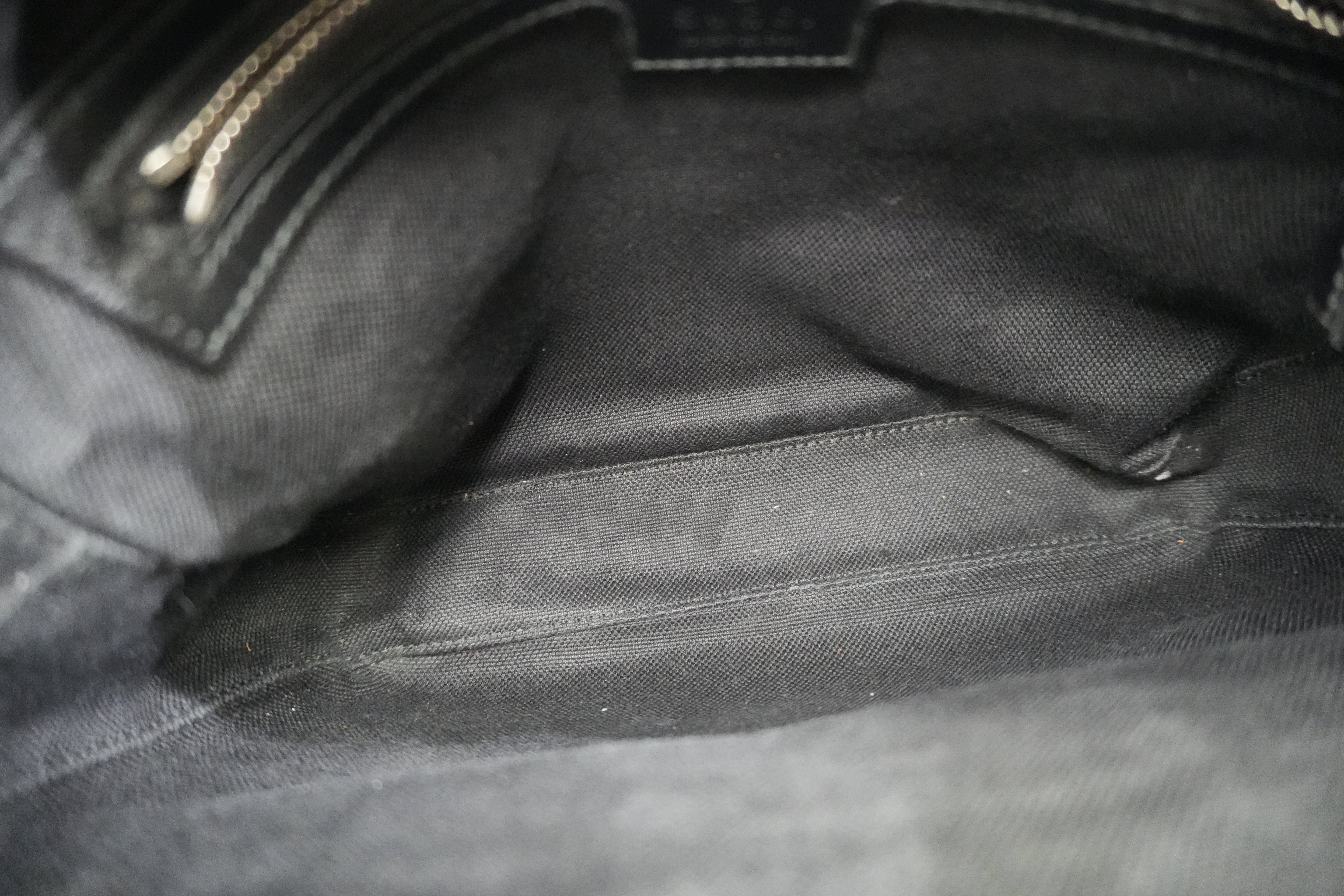 Pre-owned Gucci Guccisima Shoulder Bag Black