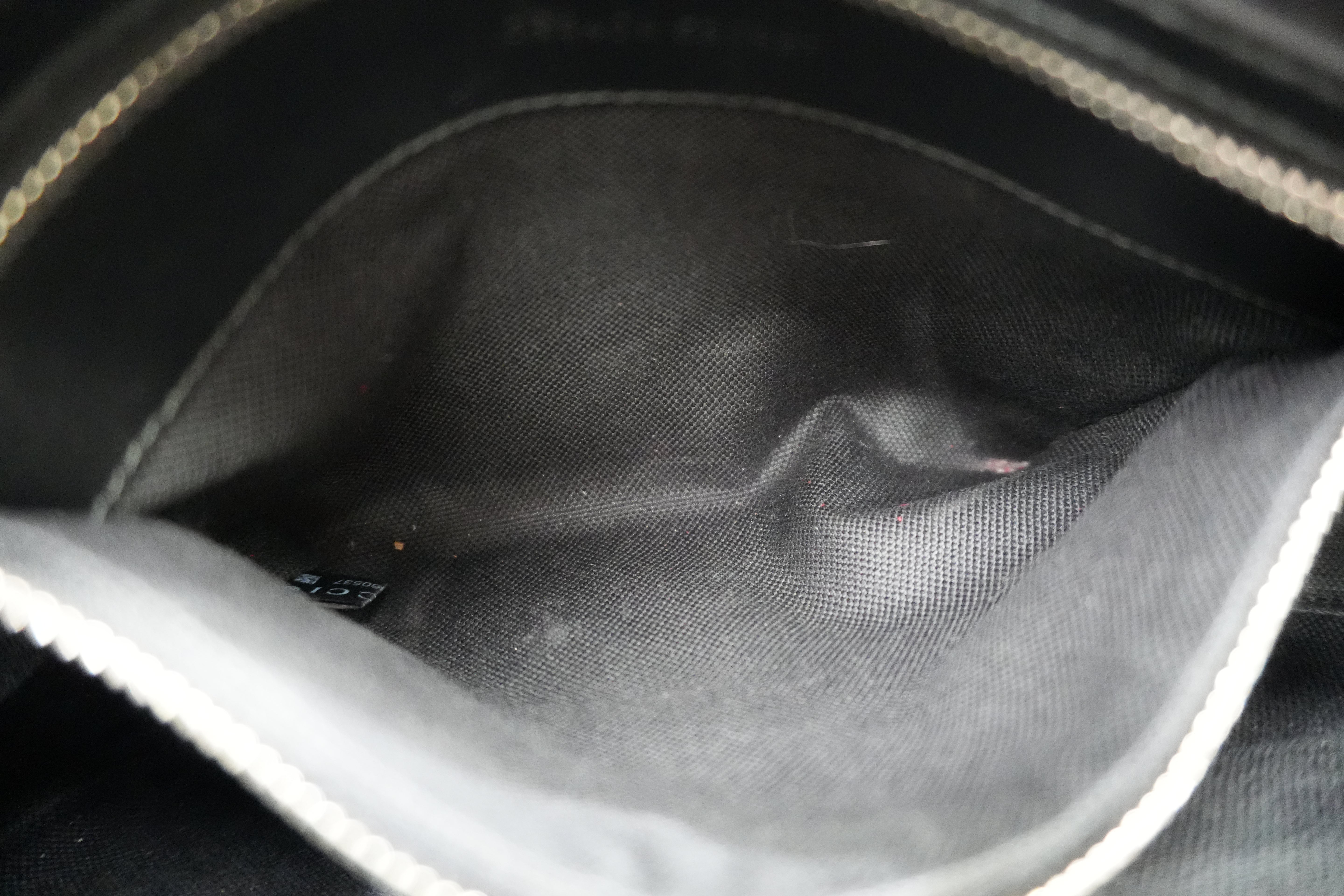 Pre-owned Gucci Guccisima Shoulder Bag Black