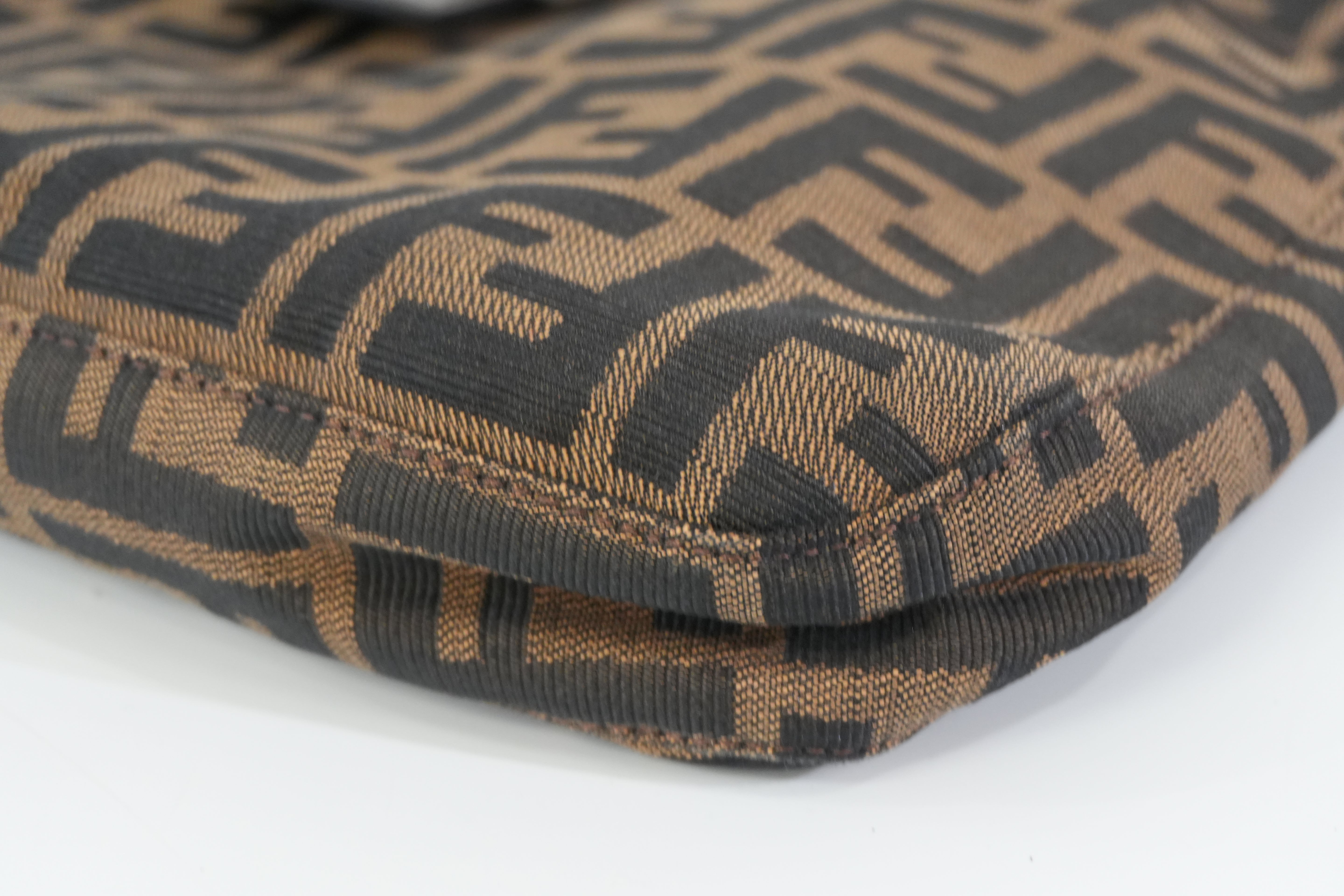 Pre-owned Fendi Zucca Shoulder Bag Brown