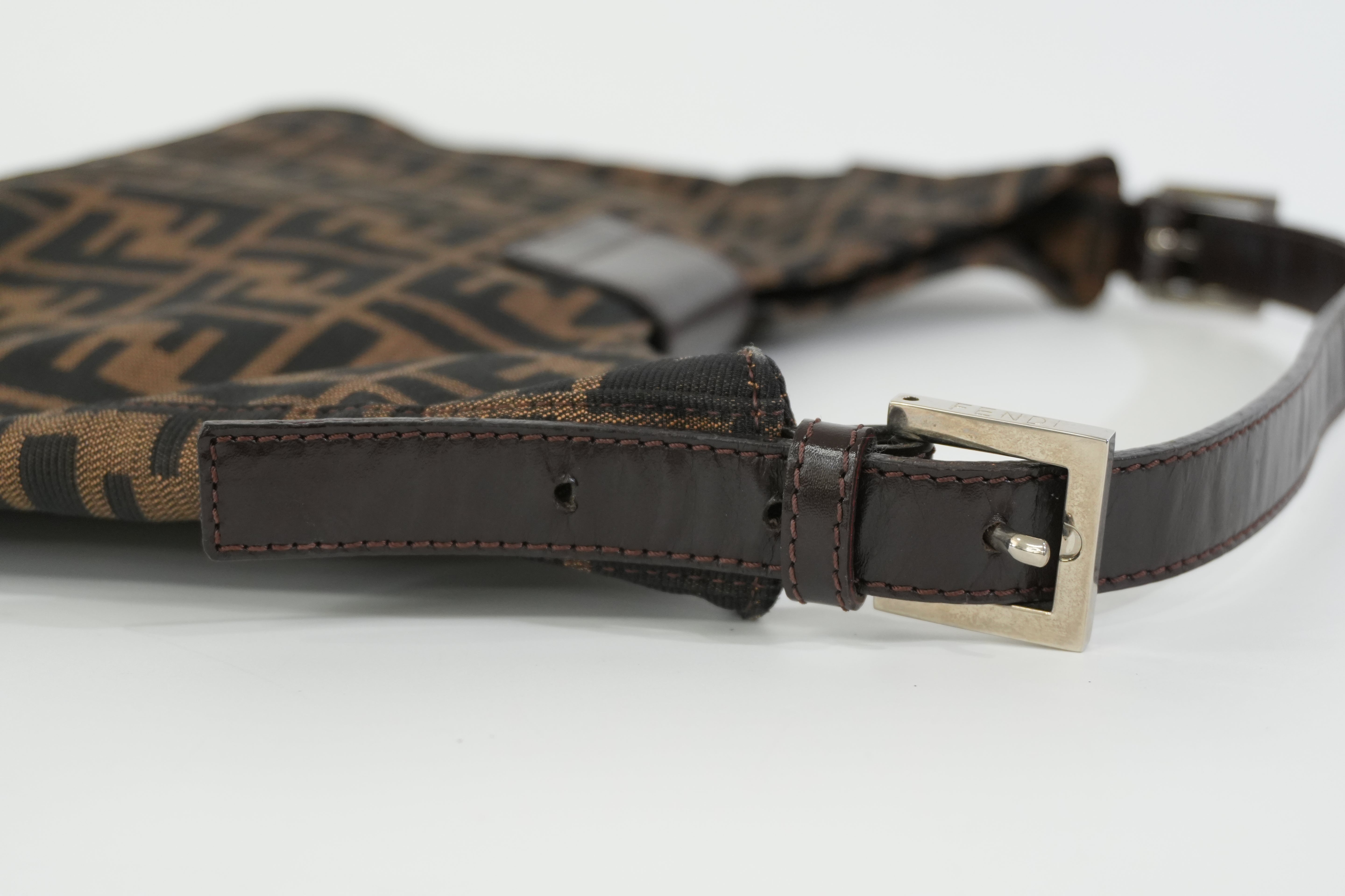 Pre-owned Fendi Zucca Shoulder Bag Brown