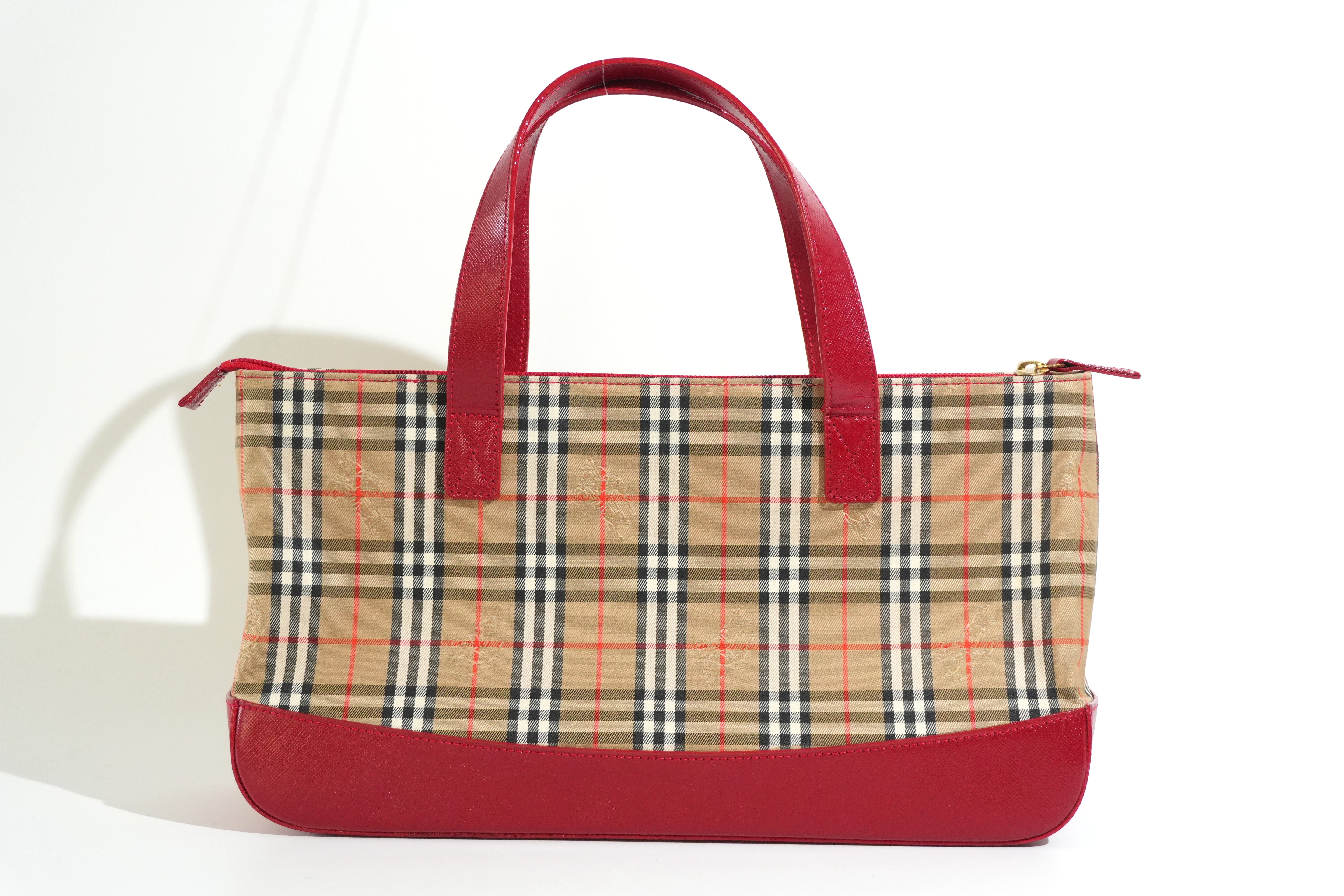 Pre-owned Burberry Haymarket Handbag Red and Brown