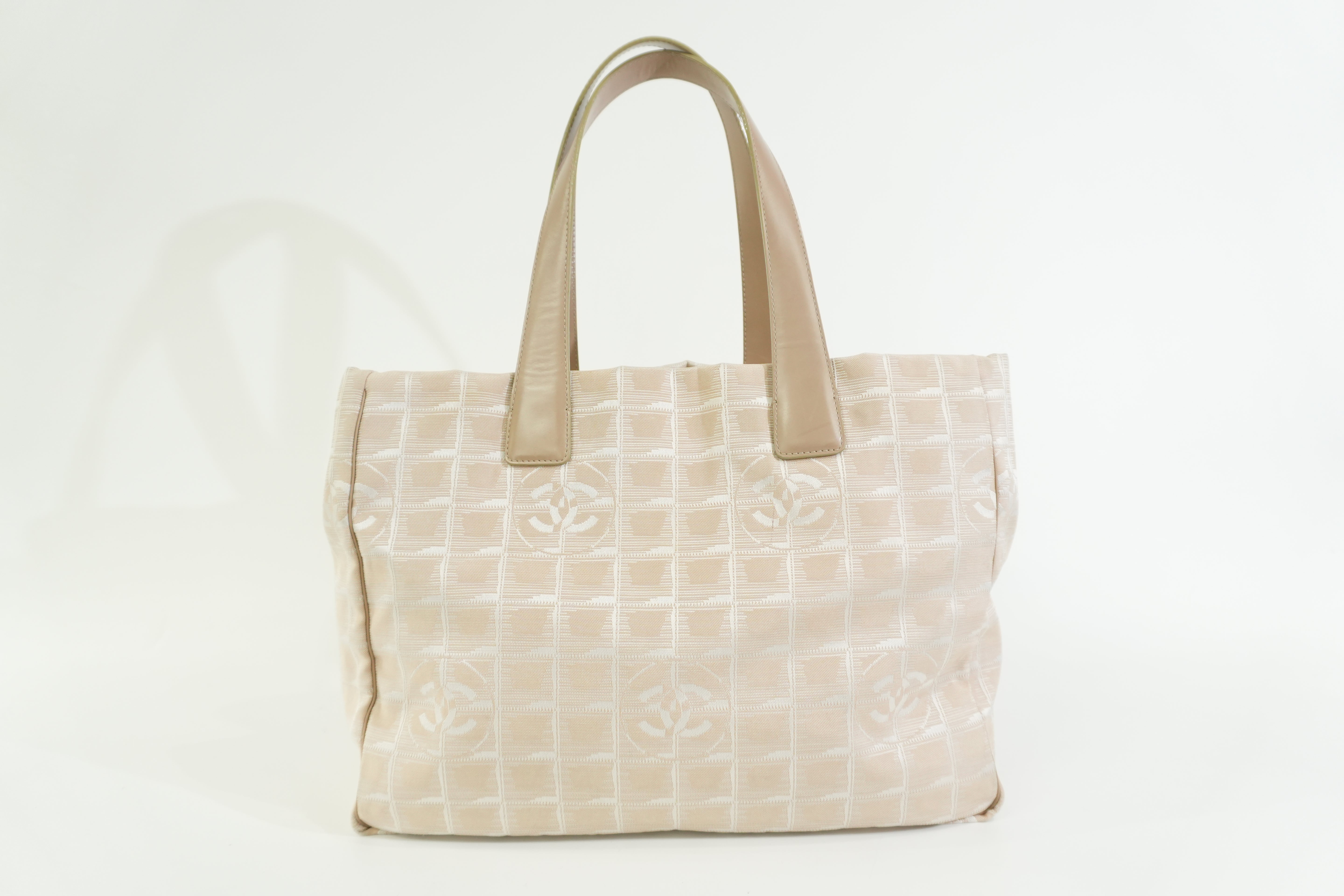 Pre-owned Chanel New Travel Line Tote Bag Pink