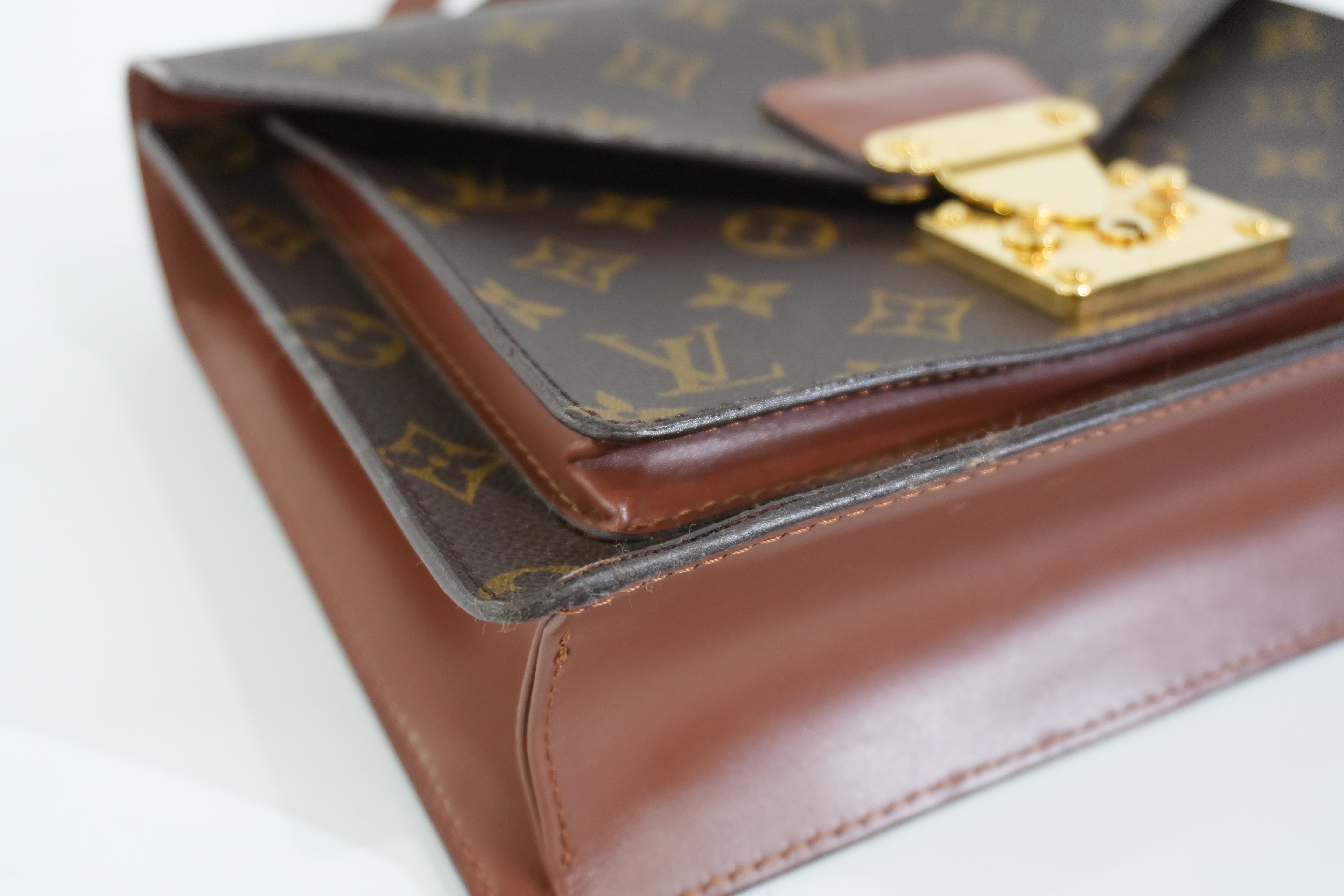 Pre-owned Louis Vuitton Monogram Monceau 26 Shoulder Bag