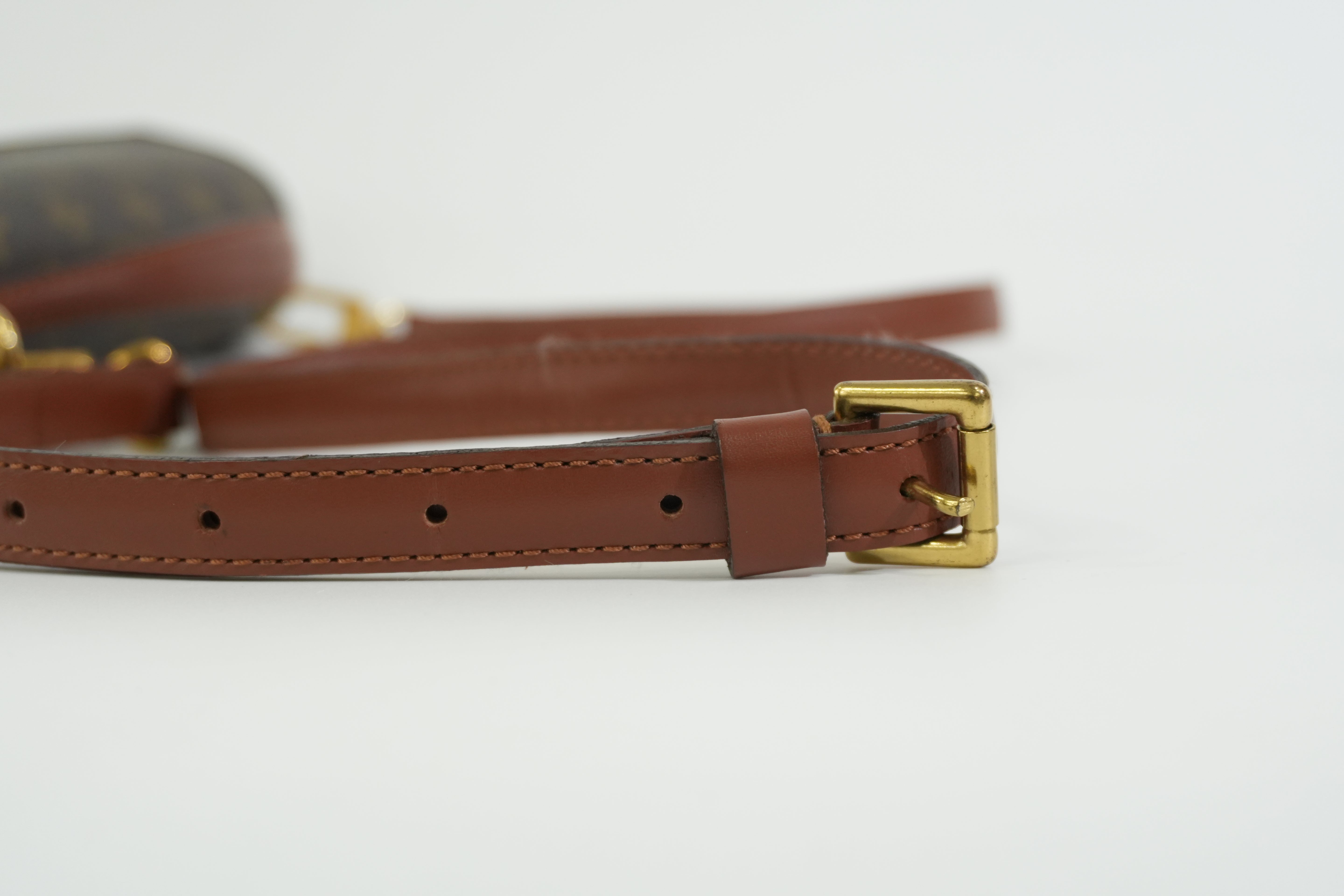 Pre-owned Louis Vuitton Monogram Monceau 26 Shoulder Bag