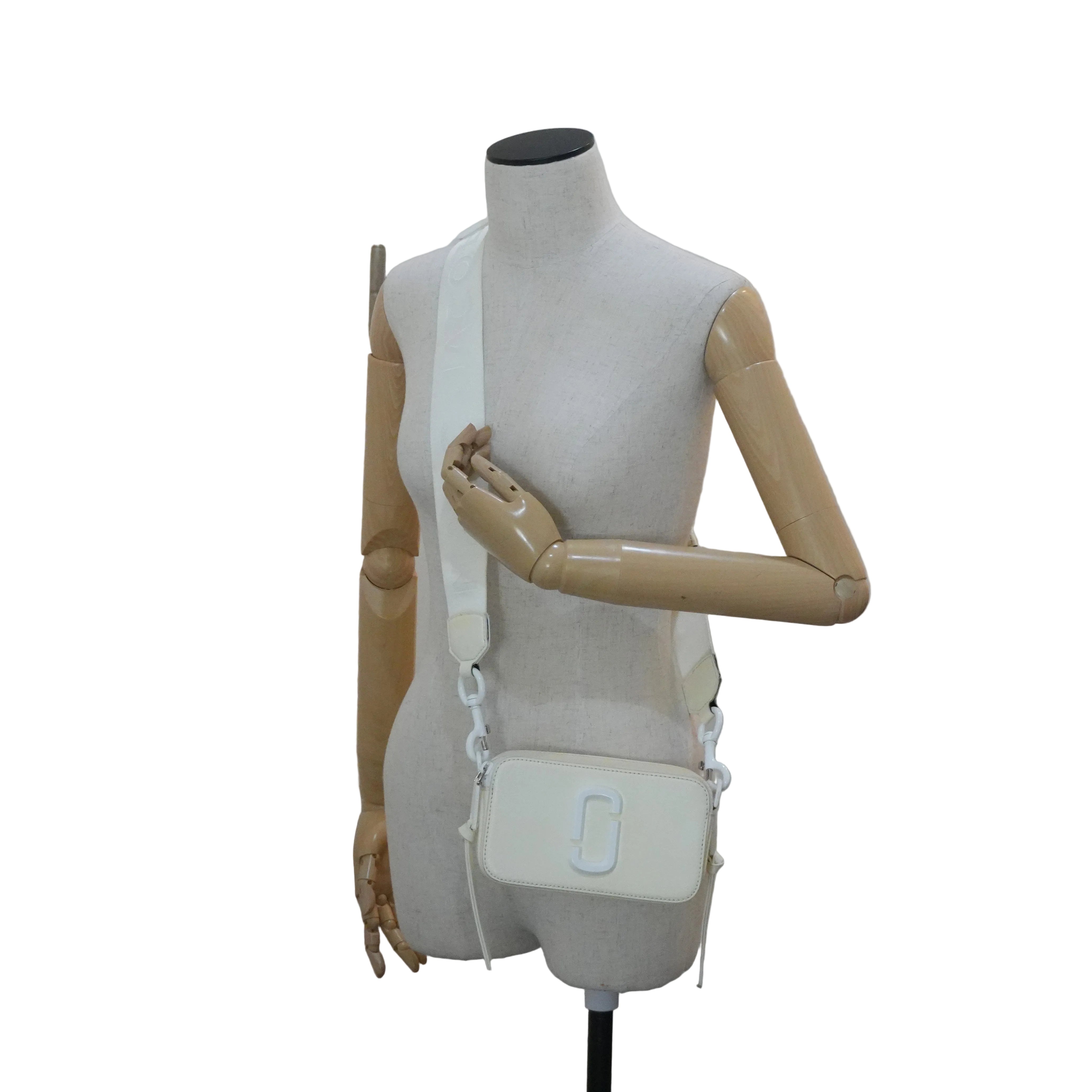 Pre-owned Marc Jacobs Snapchot Shoulder Bag White