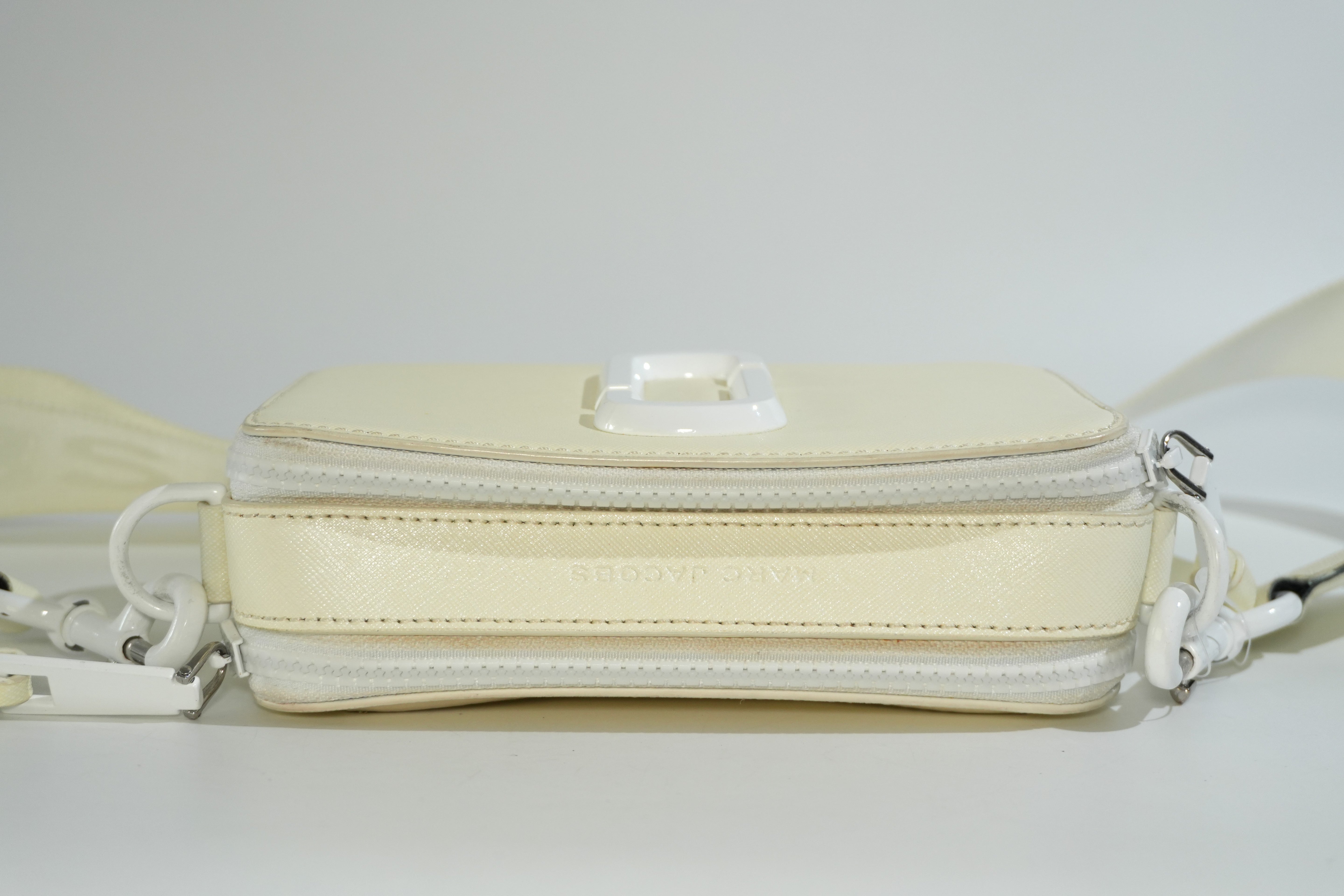 Pre-owned Marc Jacobs Snapchot Shoulder Bag White