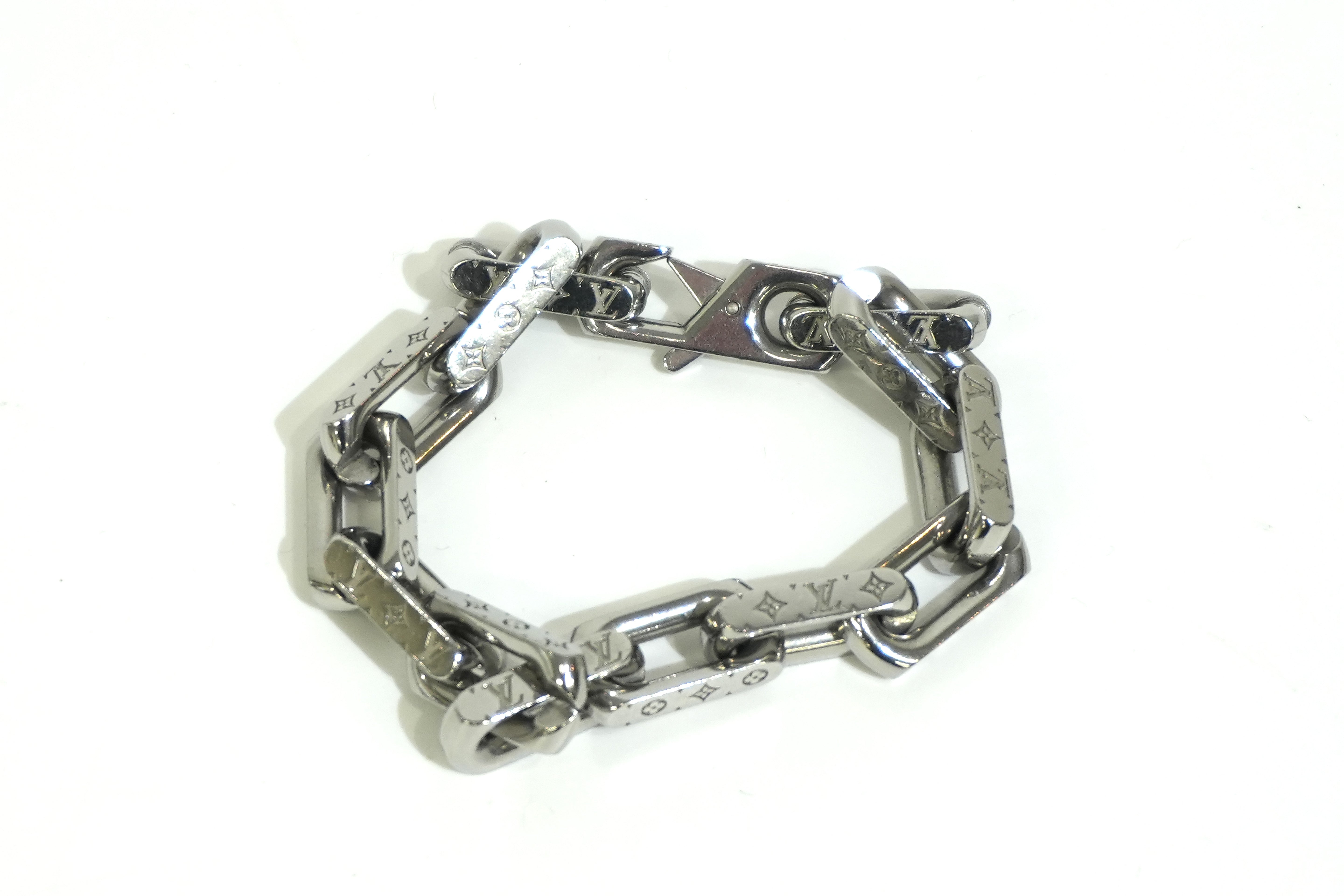 Pre-owned Louis Vuitton Steel Bracelet 18cm Silver tone