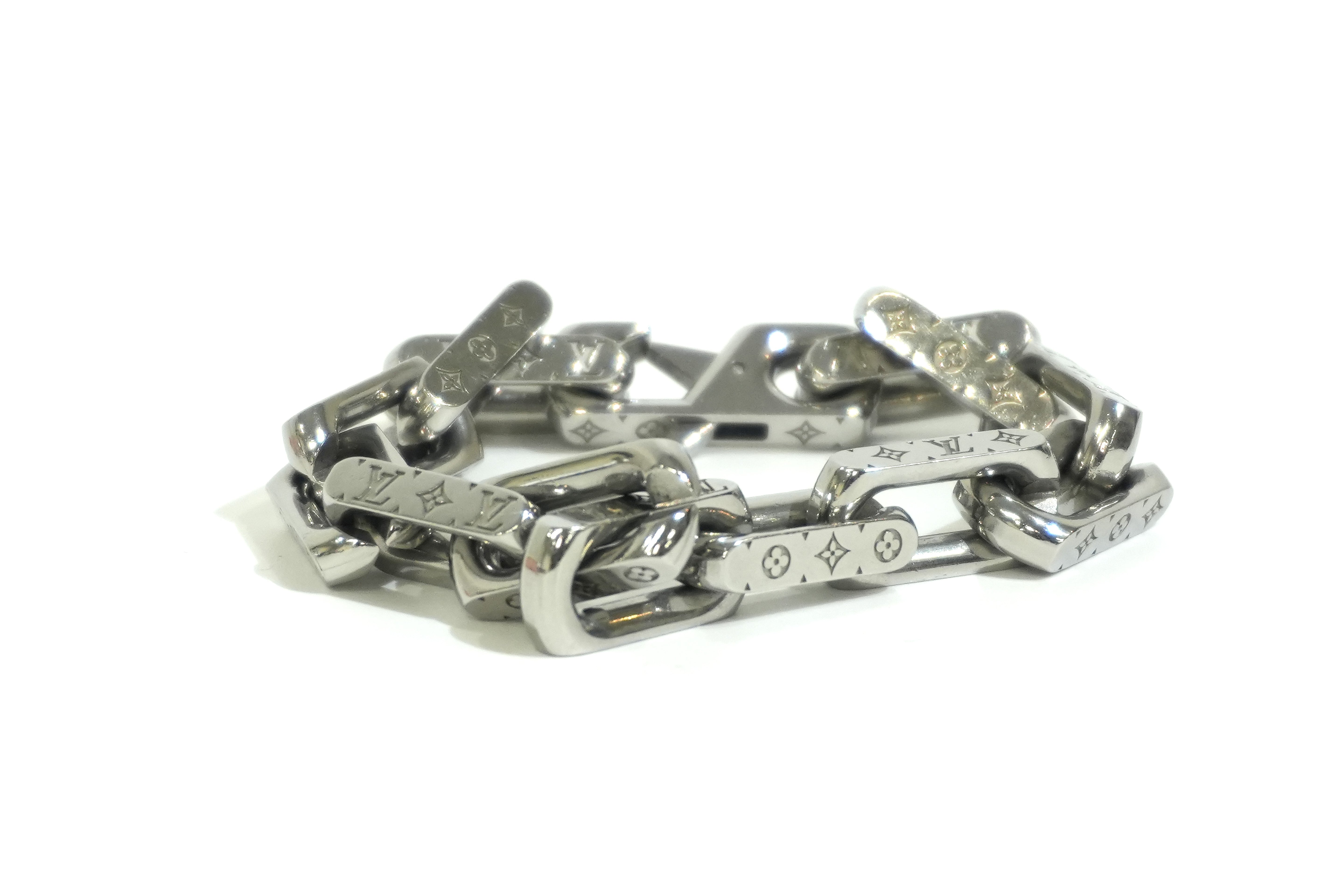 Pre-owned Louis Vuitton Steel Bracelet 18cm Silver tone