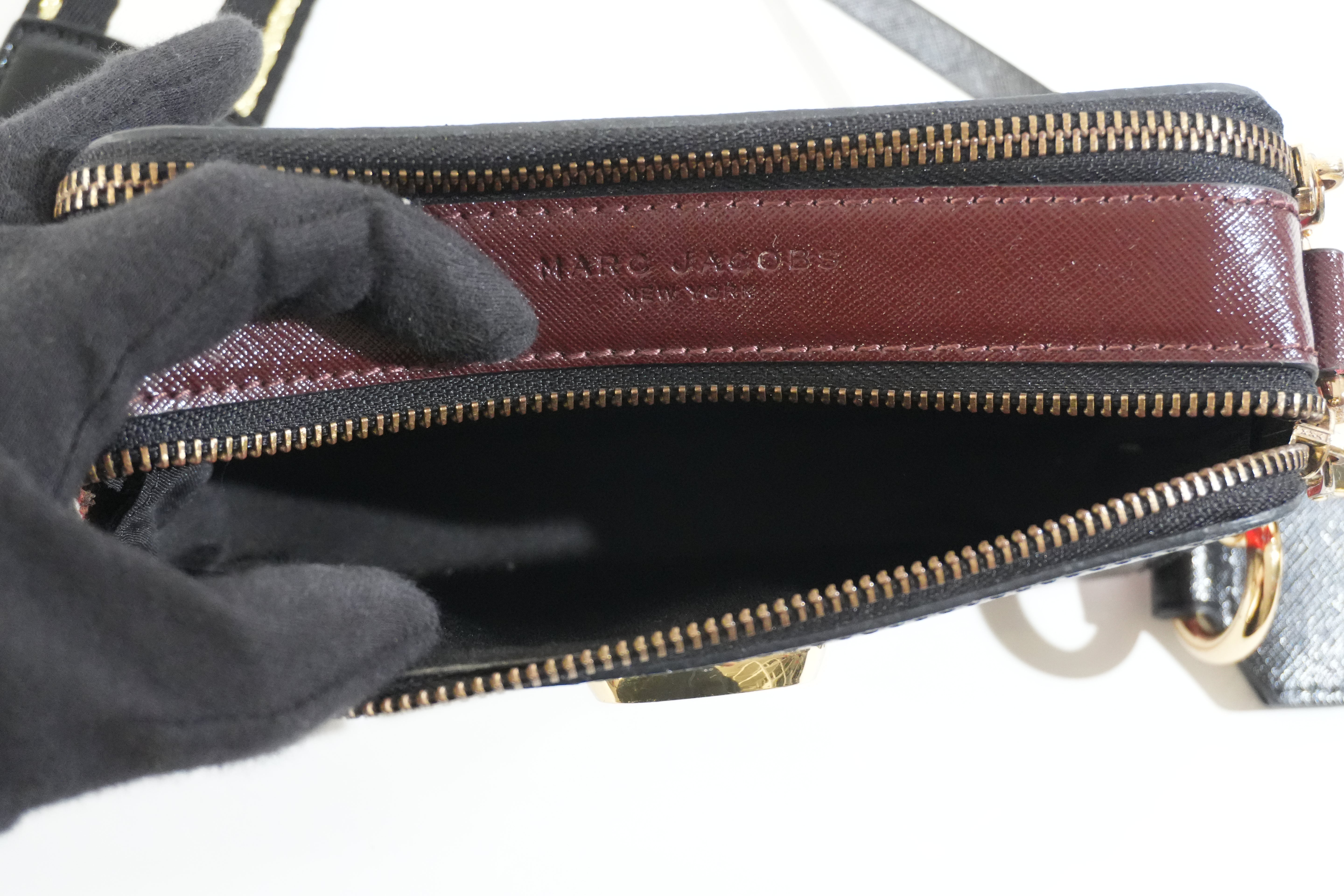 Pre-owned Marc Jacobs Snapshot Bag Black and Red