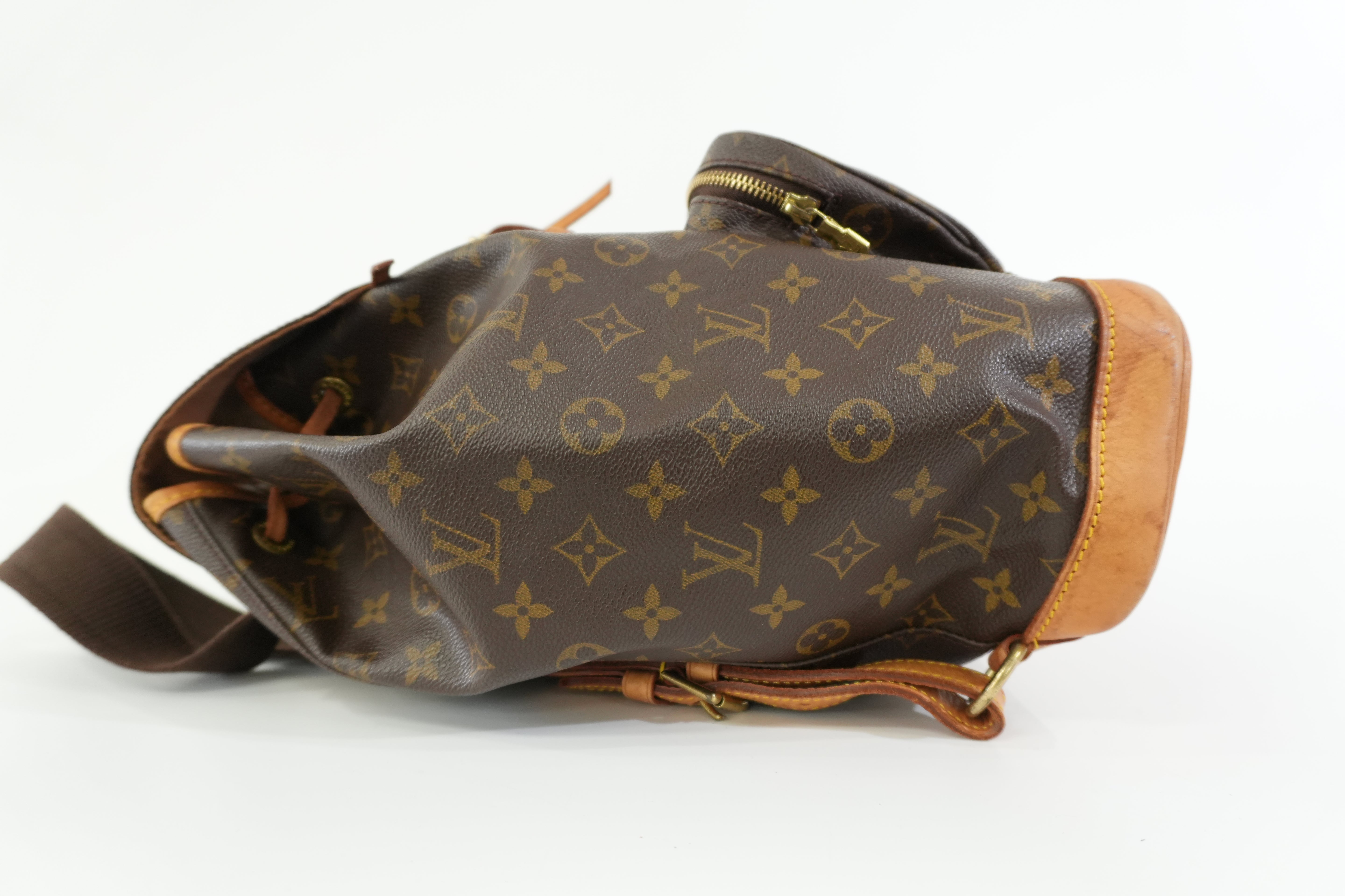 Pre-owned Louis Vuitton Monogram Montsouris GM Backpack