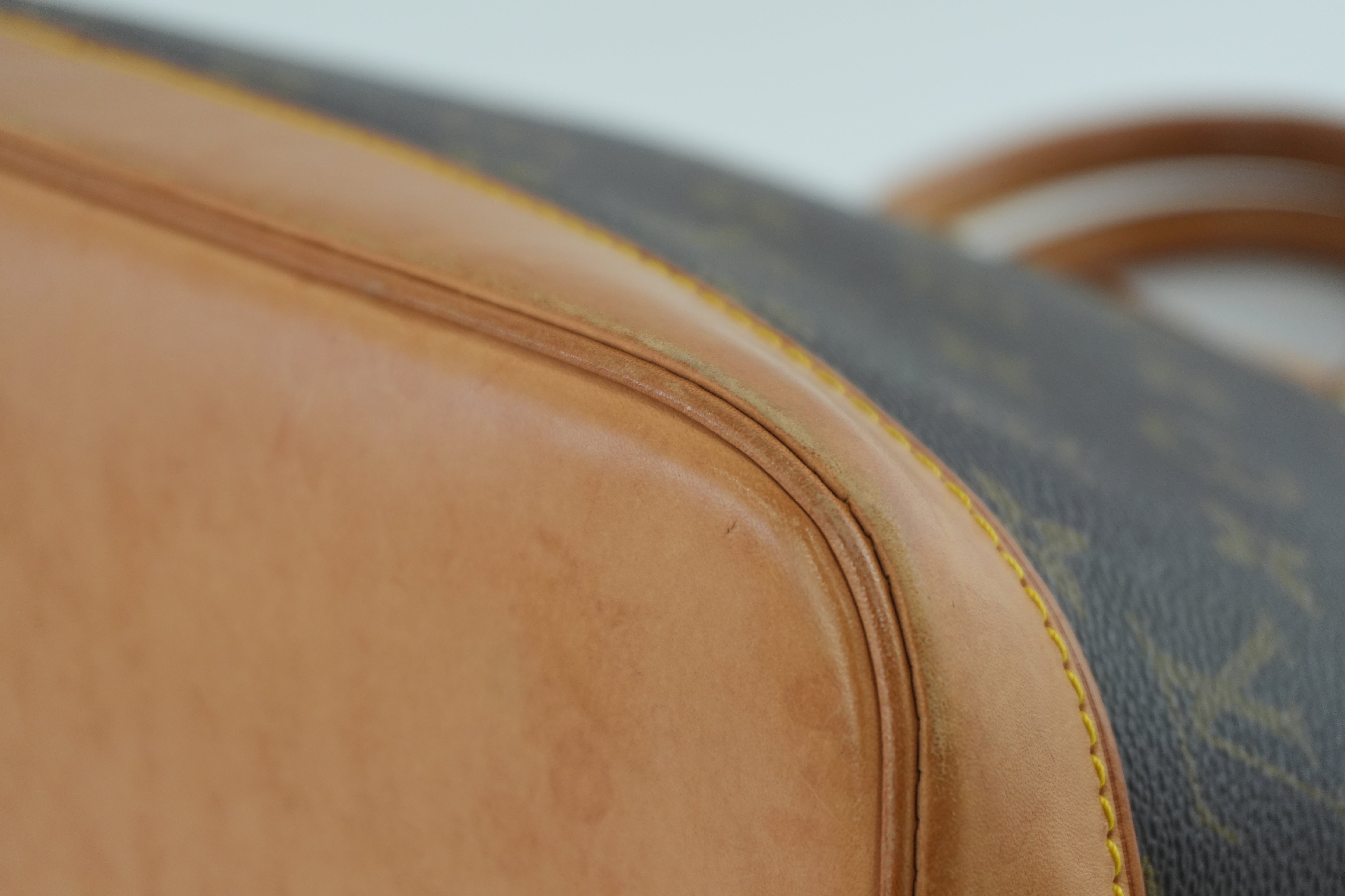 Louis Vuitton Monogram Alma PM Handbag Used