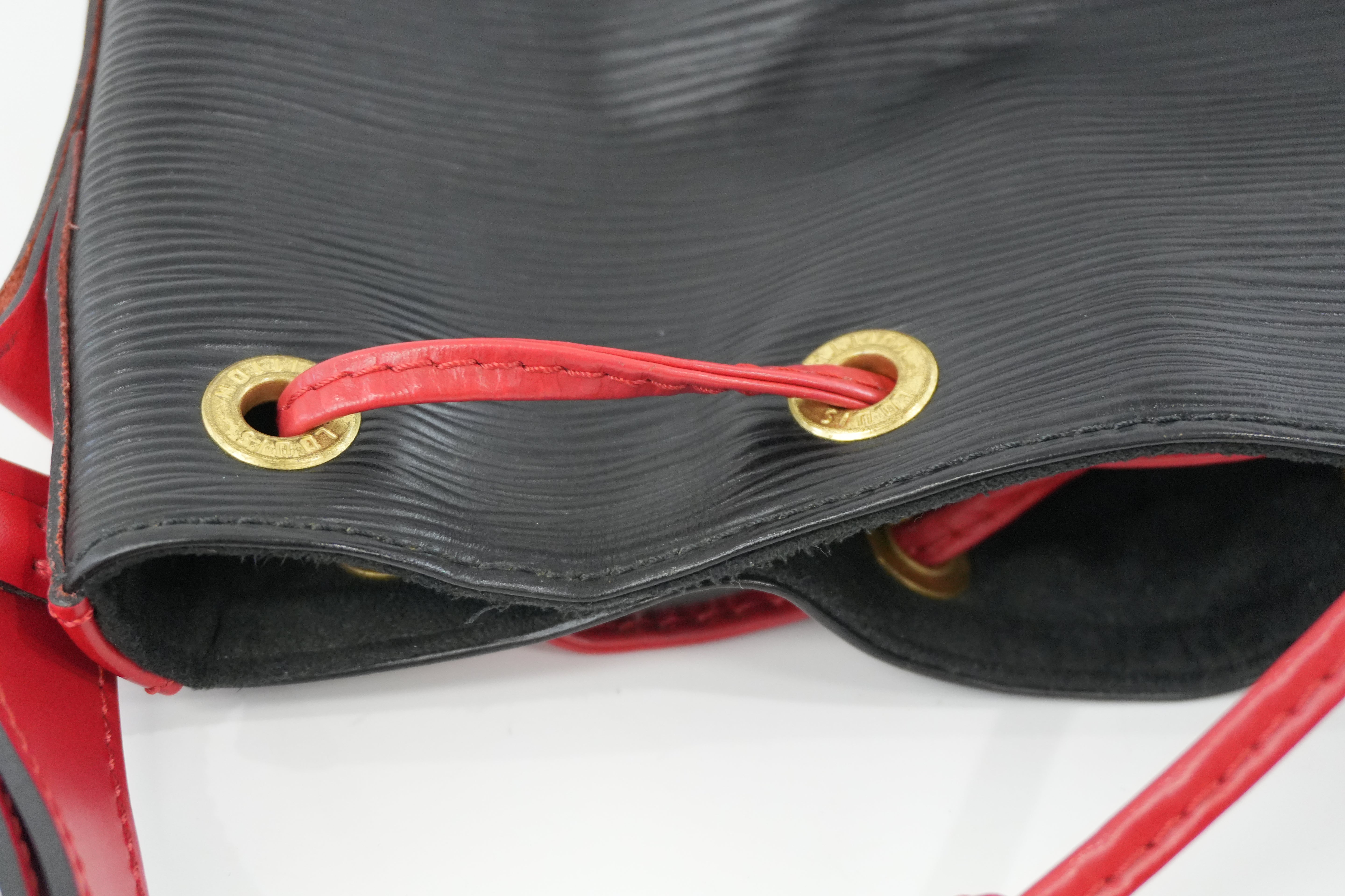 Louis Vuitton Noe GM Bucket Bag Epi Black and Red Used