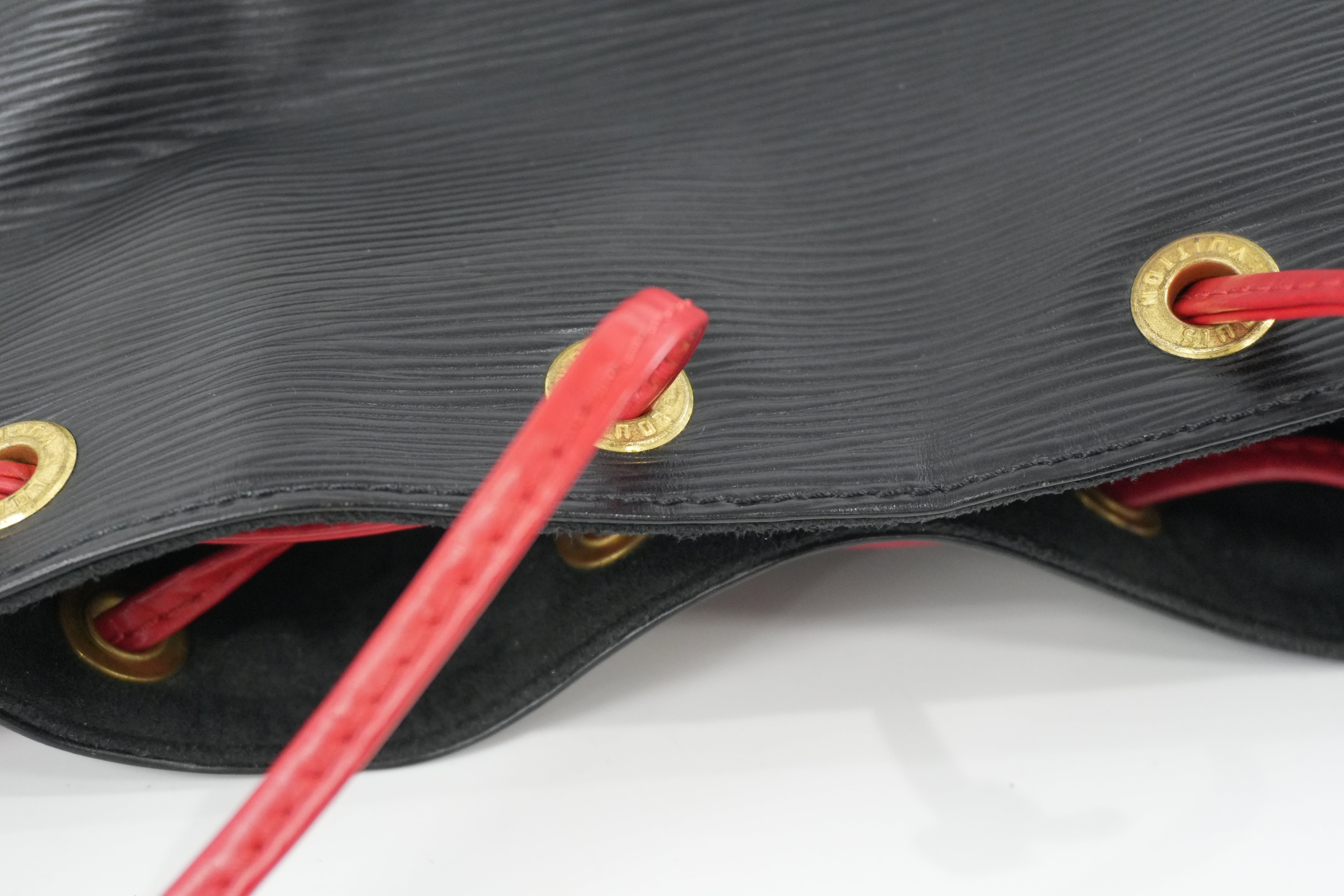 Louis Vuitton Noe GM Bucket Bag Epi Black and Red Used