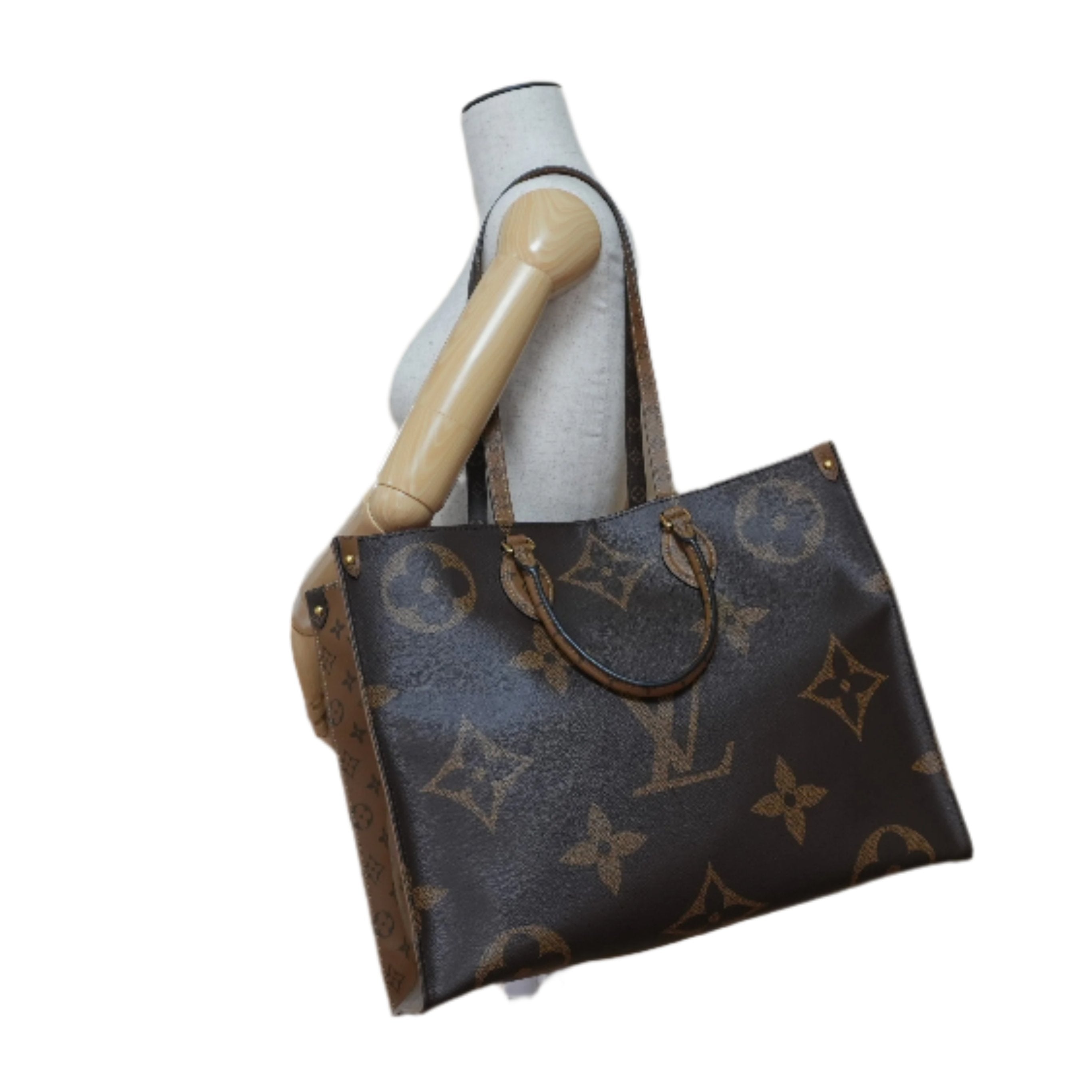 Louis Vuitton Reverse Giant On the Go GM Tote Bag Used