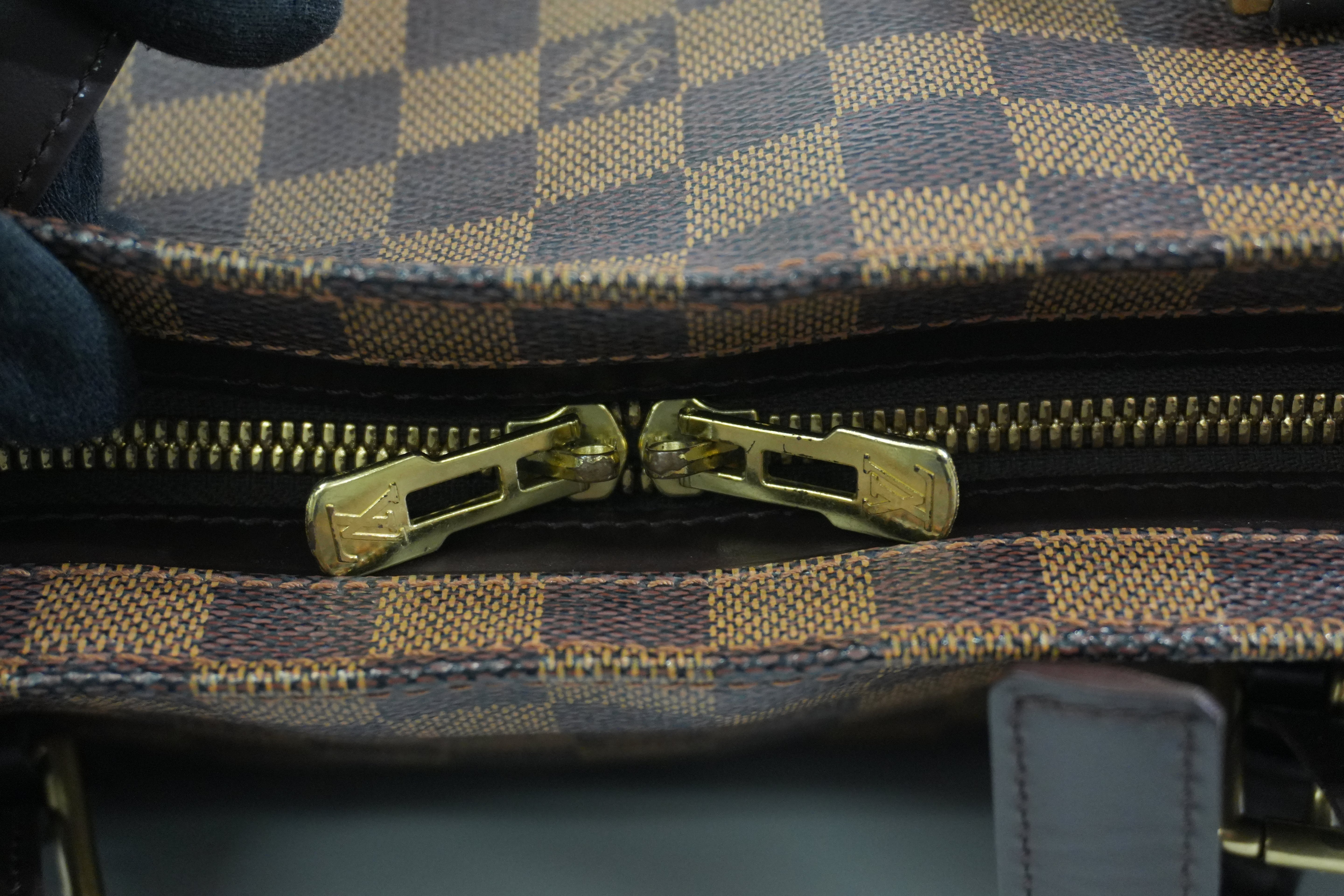 Pre-owned Louis Vuitton Damier Ebene Chelsea Tote Bag