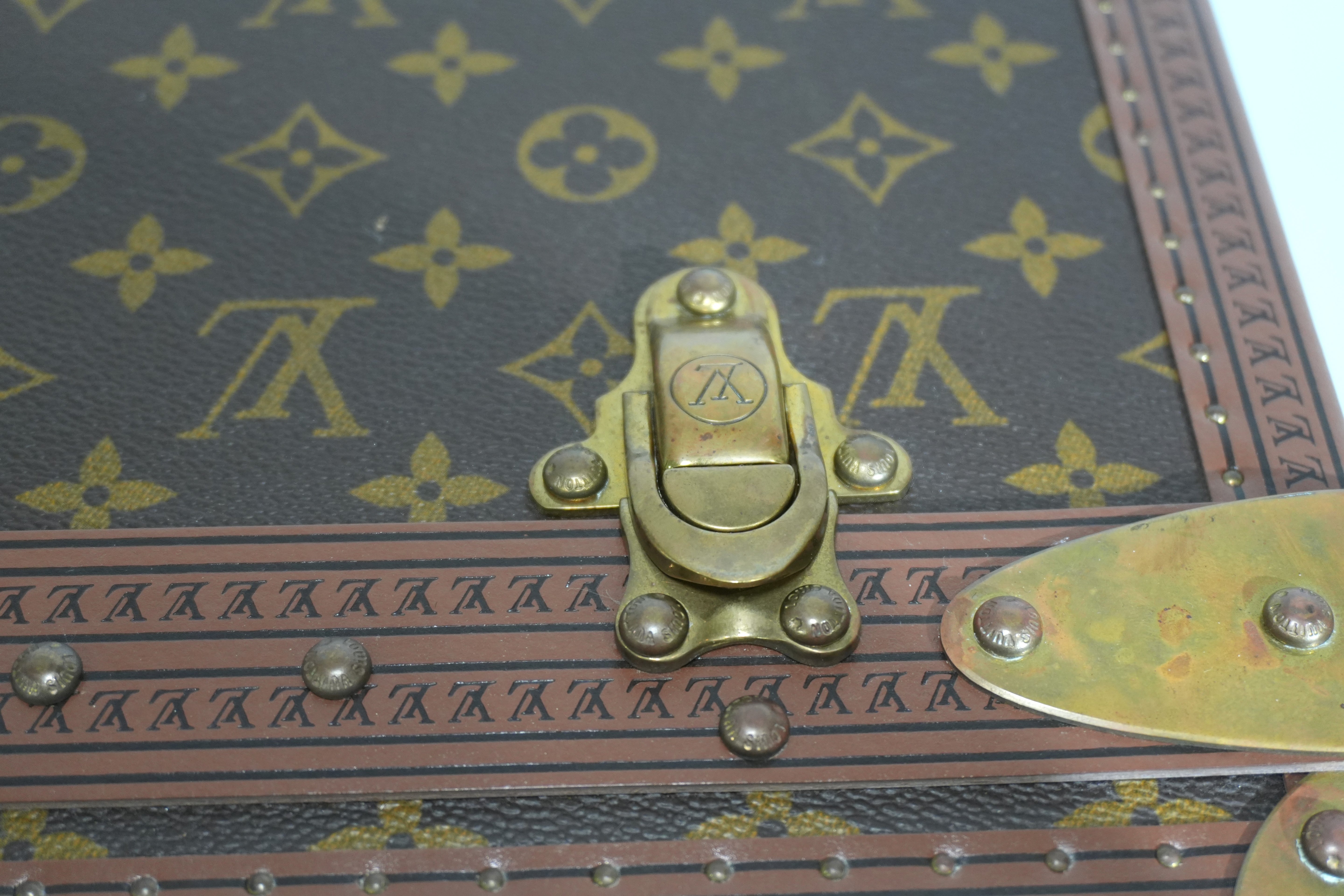 Pre-owned Louis Vuitton Mono Trunk 70 Alzer