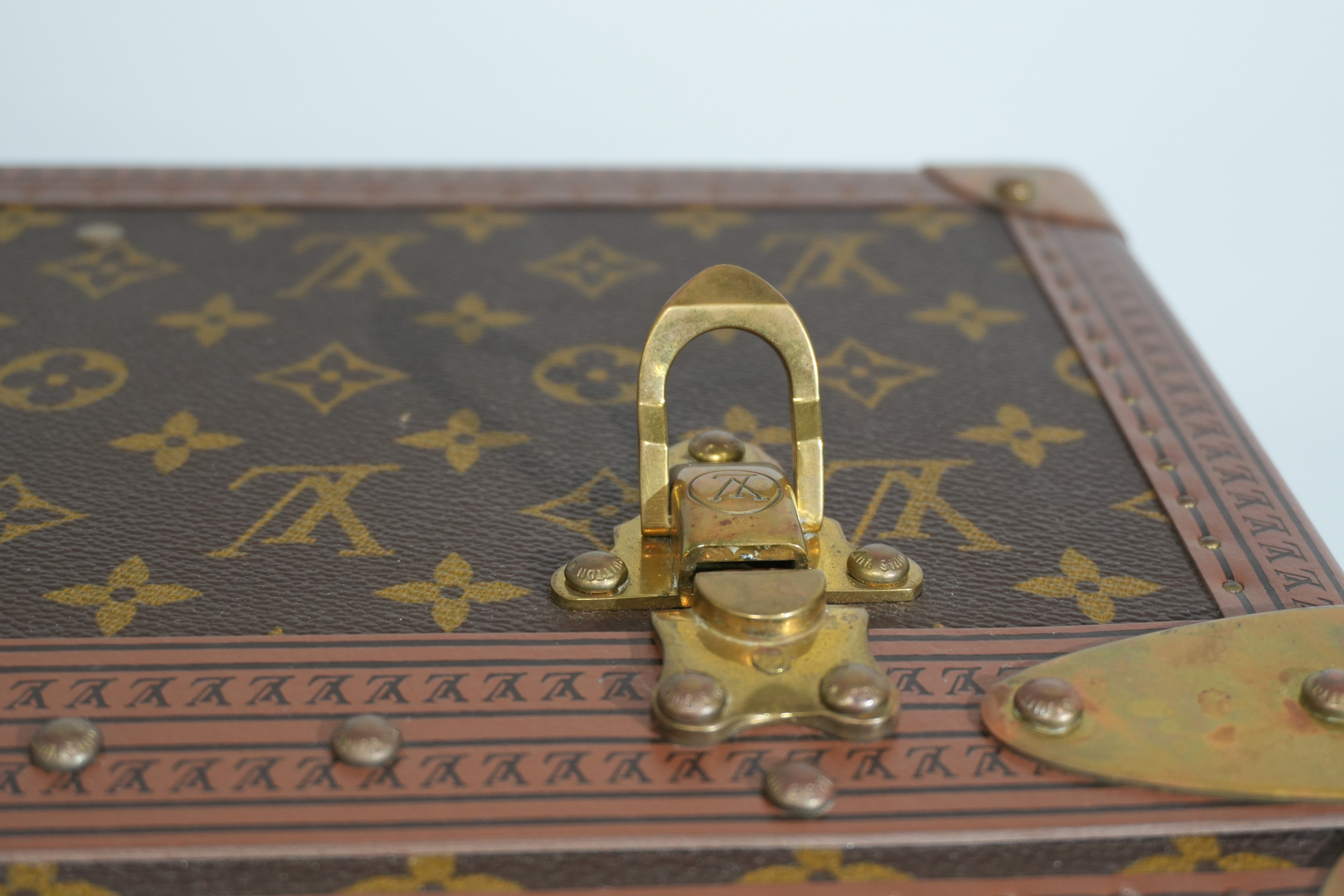 Pre-owned Louis Vuitton Mono Trunk 70 Alzer