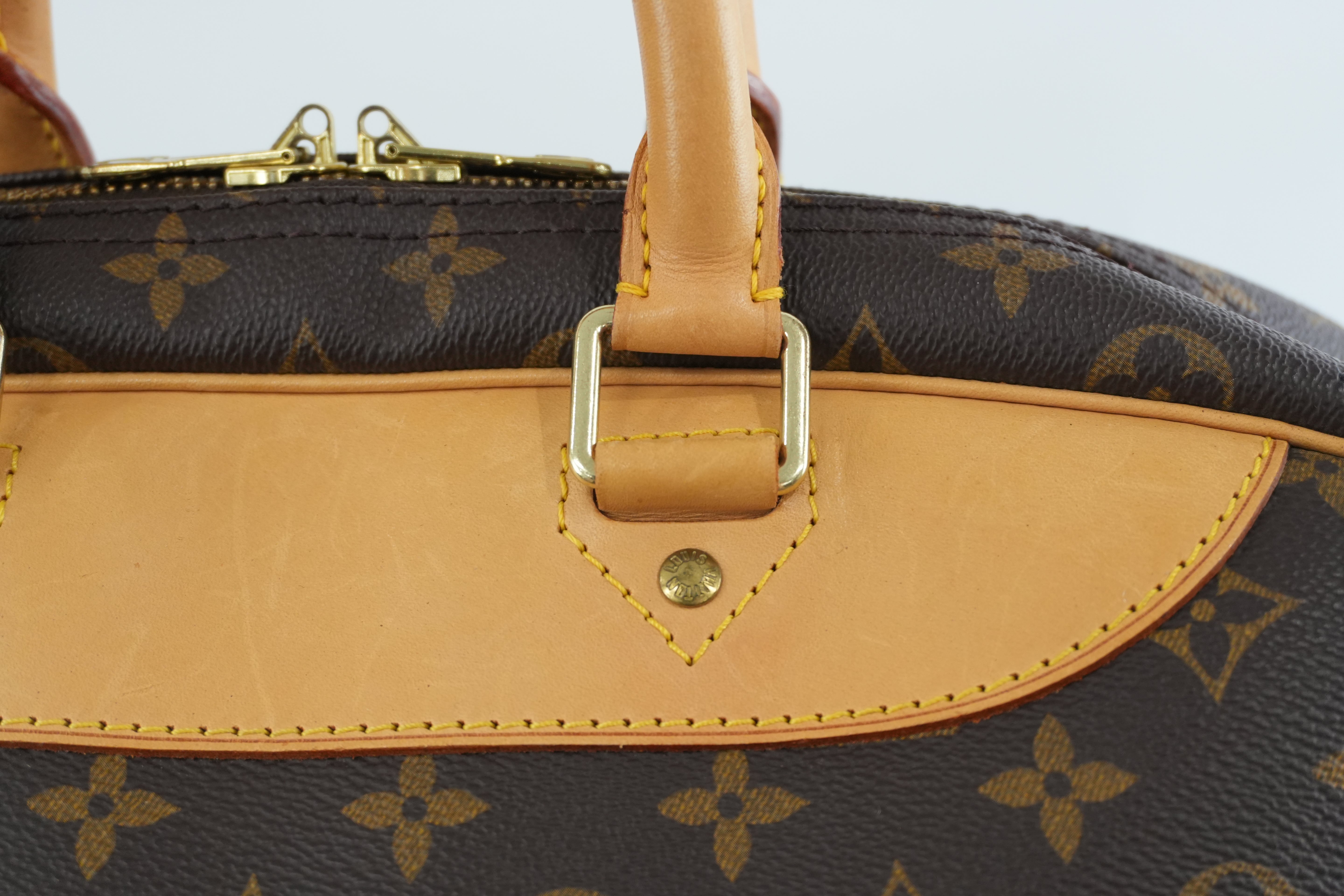Louis Vuitton Monogram Evasion Sports Travel Bag Used