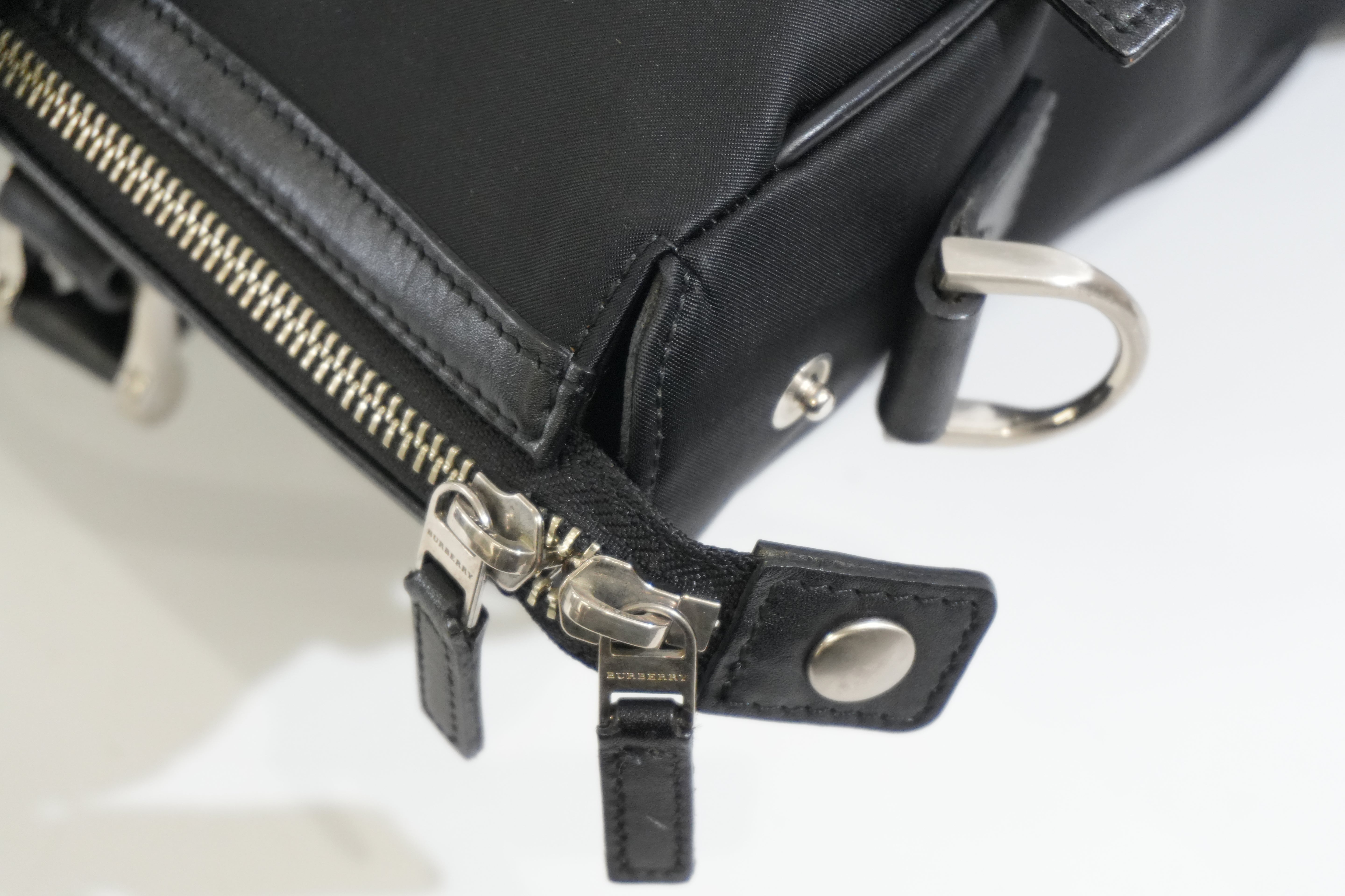 Pre-owned Burberry Briefcase Handbag Black