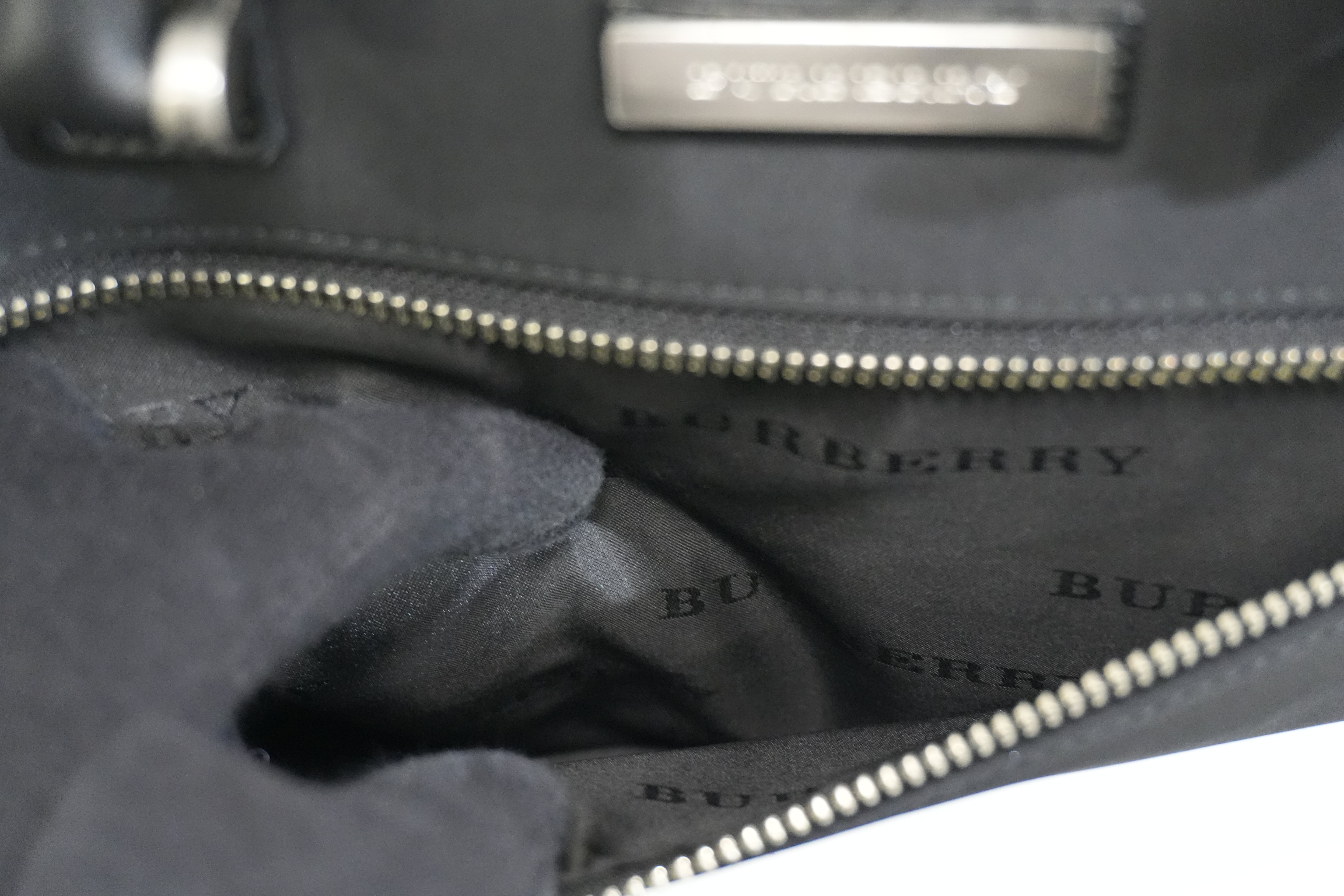 Pre-owned Burberry Briefcase Handbag Black