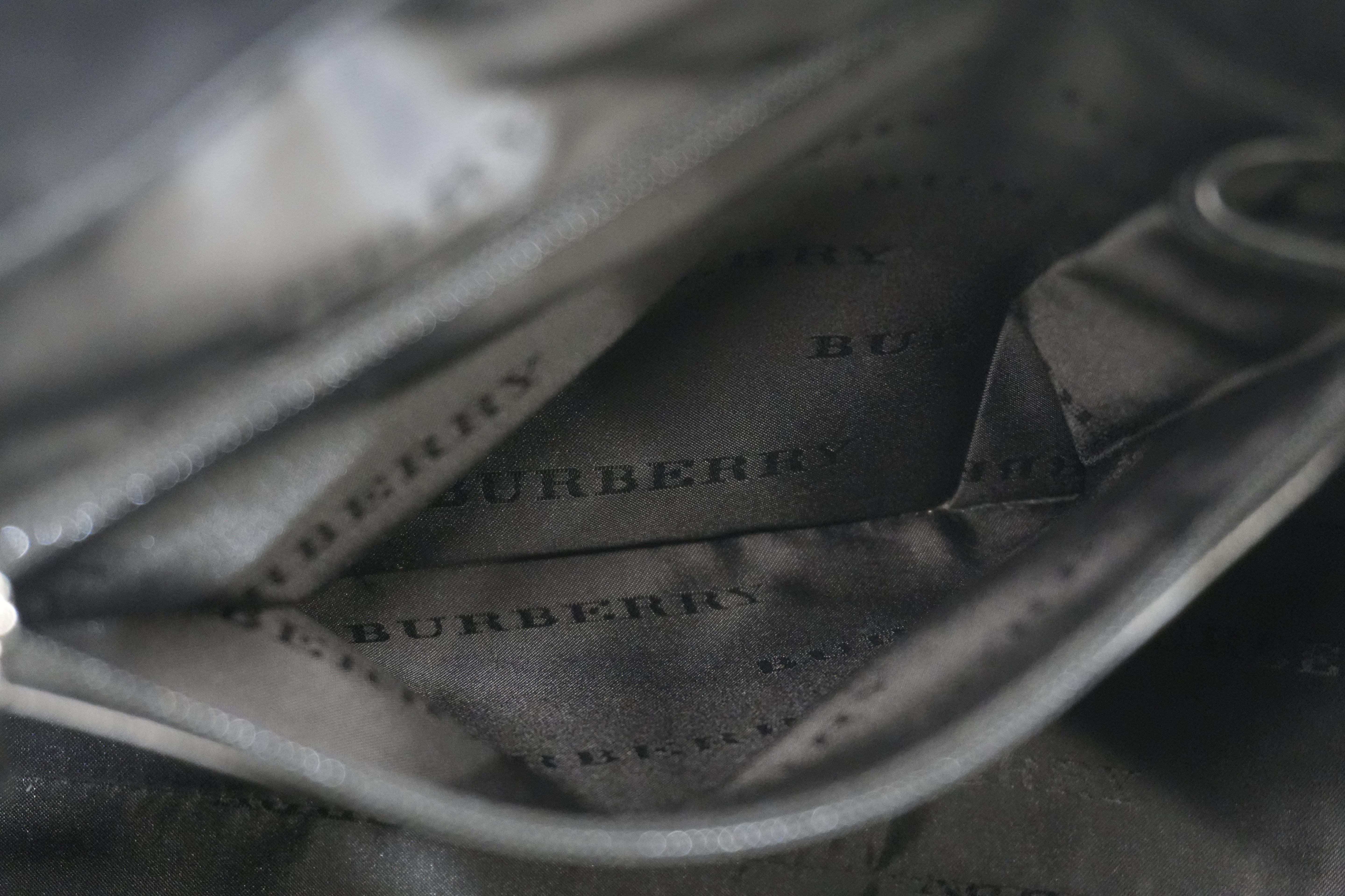 Pre-owned Burberry Briefcase Handbag Black