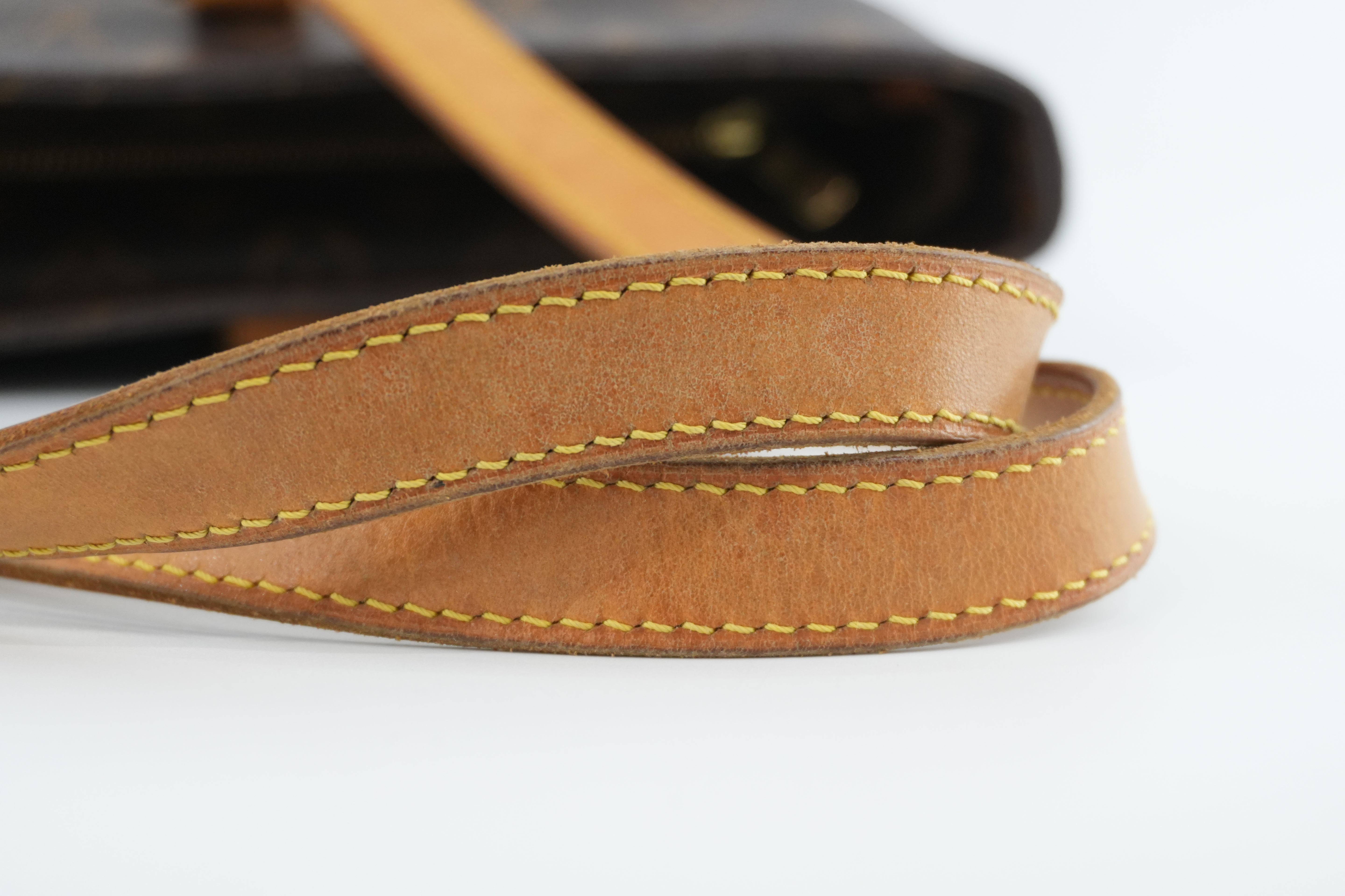 Louis Vuitton Luco Shoulder Tote Bag Used